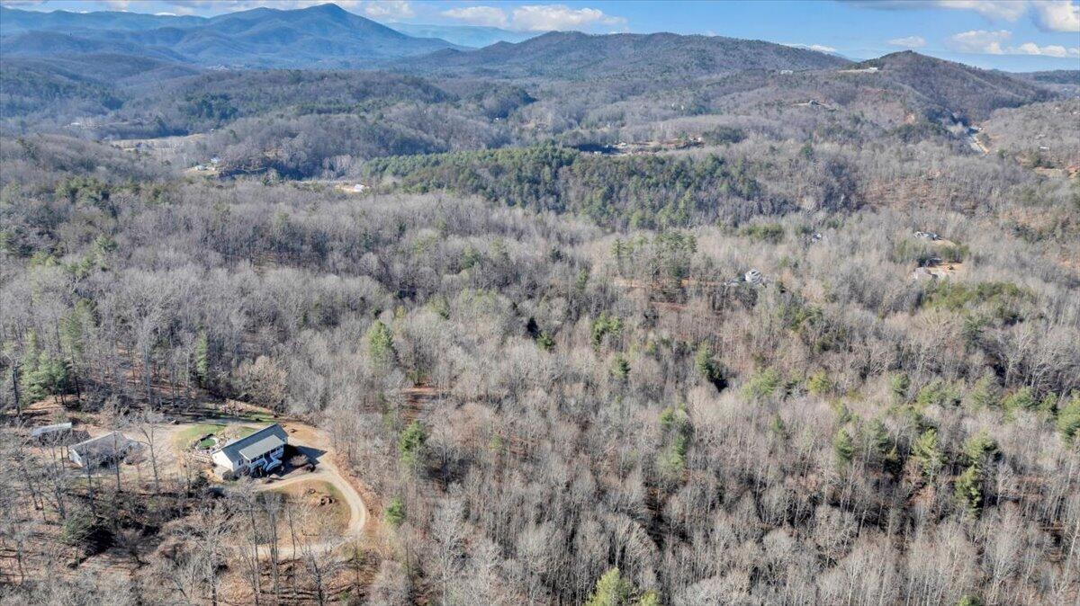 Roanoke, Virginia, 24014, United States, 4 Bedrooms Bedrooms, ,4 BathroomsBathrooms,Residential,Active,2001334