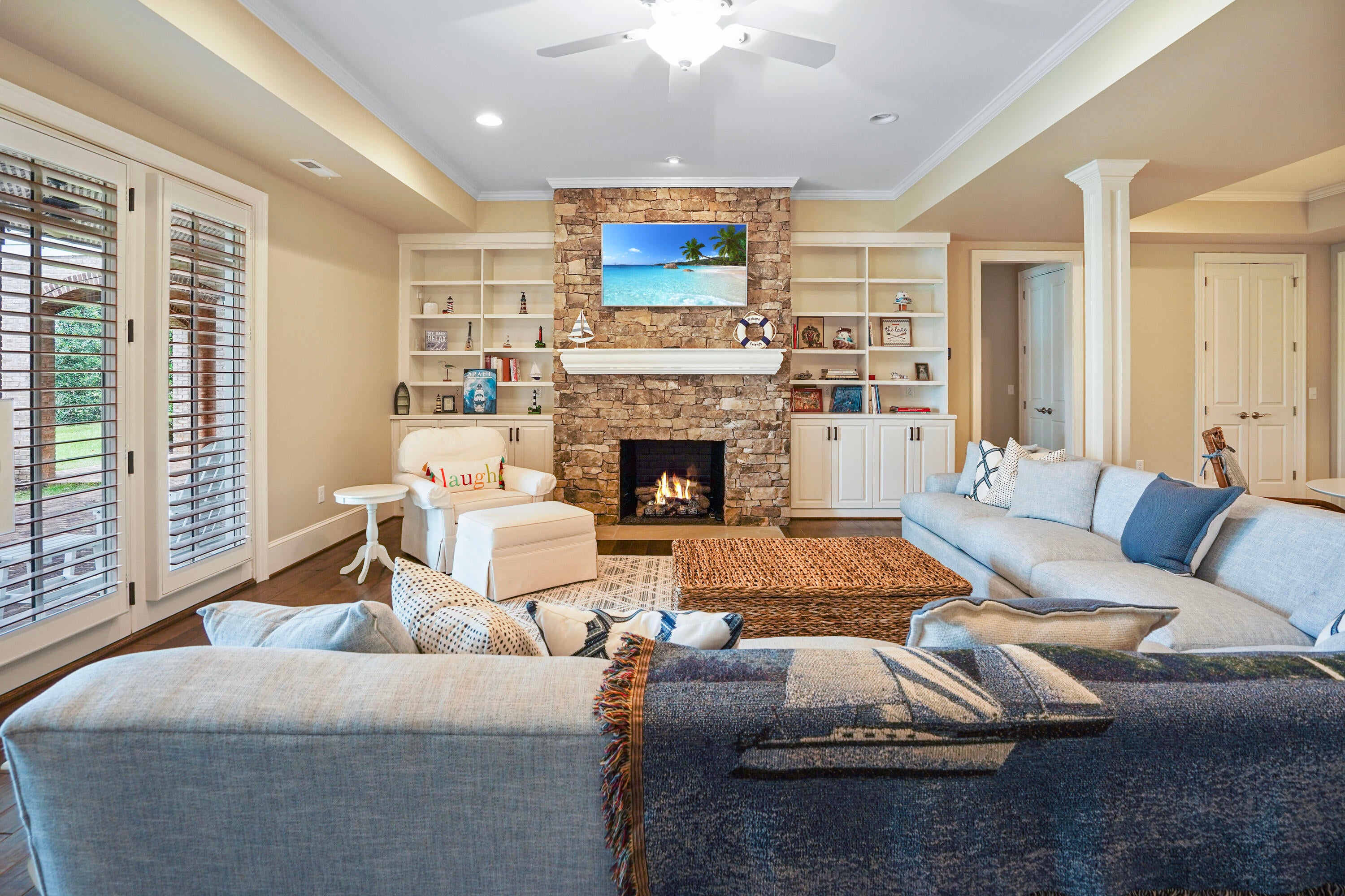 Penhook, Virginia, 24137, United States, 4 Bedrooms Bedrooms, ,5 BathroomsBathrooms,Residential,Active,1952443