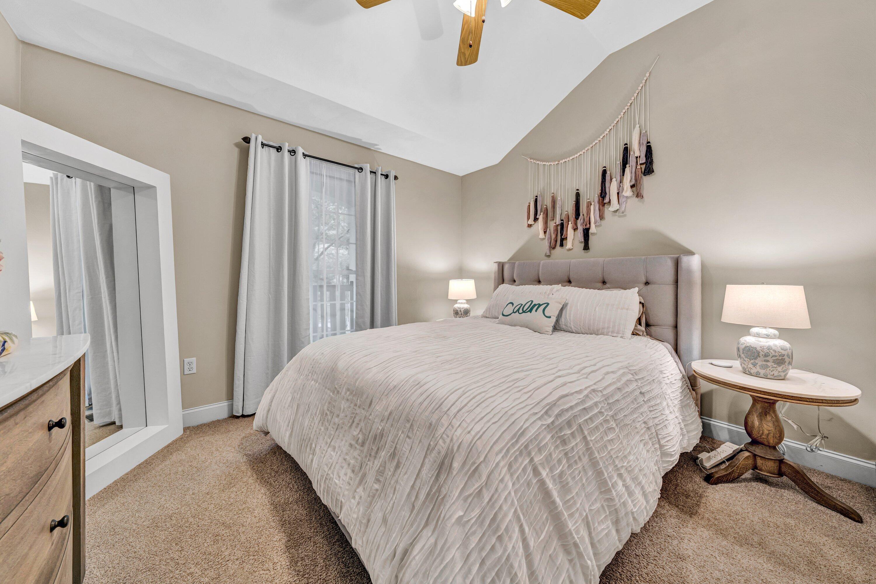 Moneta, Virginia, 24121, United States, 4 Bedrooms Bedrooms, ,3 BathroomsBathrooms,Residential,Active,1909835