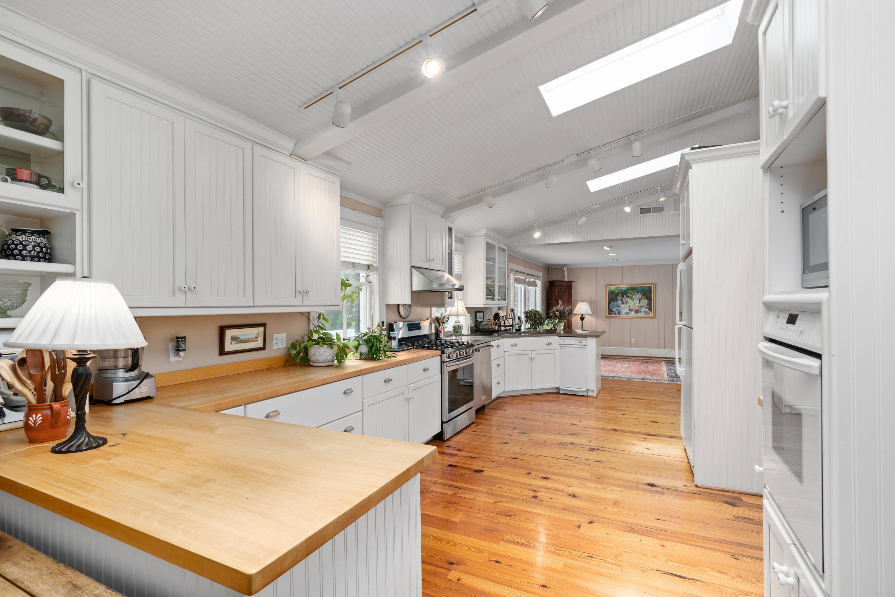 Troutville, Virginia, 24175, United States, 5 Bedrooms Bedrooms, ,4 BathroomsBathrooms,Residential,Active,1965837