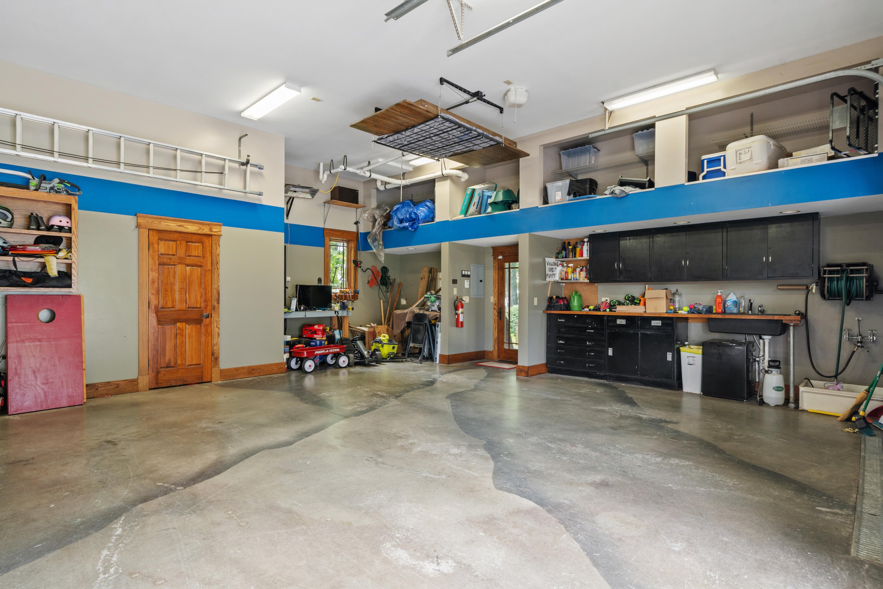 Bent Mountain, Virginia, 24059, United States, 5 Bedrooms Bedrooms, ,5 BathroomsBathrooms,Residential,Active,1941393