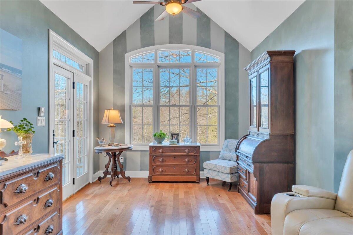 Roanoke, Virginia, 24014, United States, 4 Bedrooms Bedrooms, ,4 BathroomsBathrooms,Residential,Active,2001334