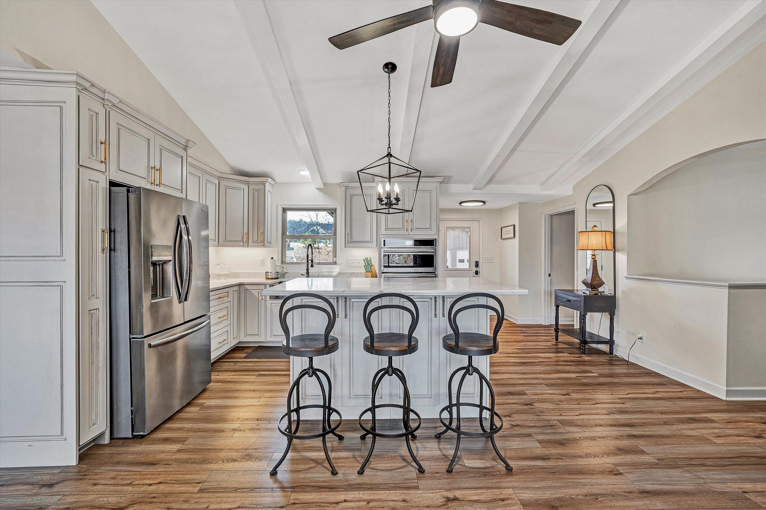 Moneta, Virginia, 24121, United States, 3 Bedrooms Bedrooms, ,3 BathroomsBathrooms,Residential,Active,1988476