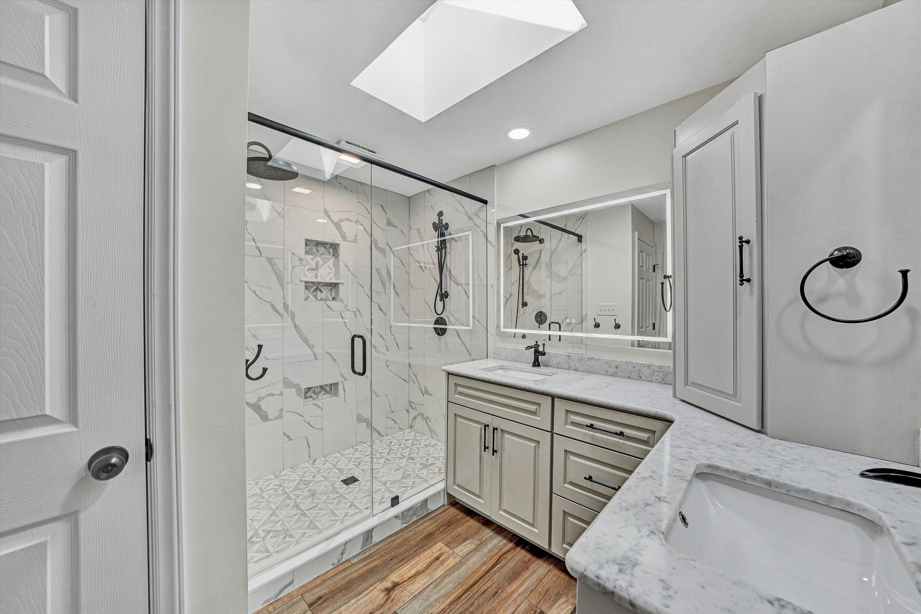 Moneta, Virginia, 24121, United States, 3 Bedrooms Bedrooms, ,3 BathroomsBathrooms,Residential,Active,1988476