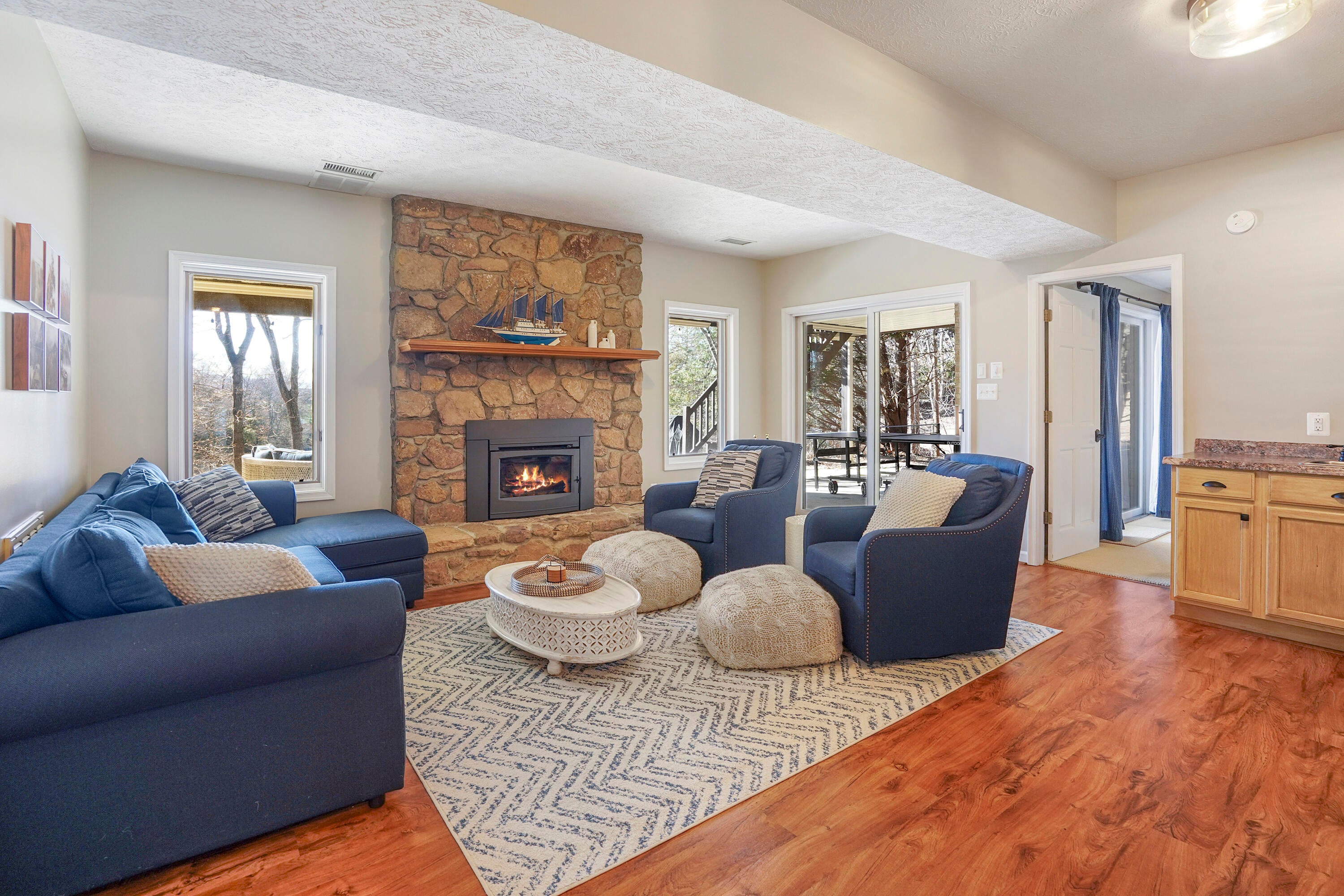 Moneta, Virginia, 24121, United States, 4 Bedrooms Bedrooms, ,3 BathroomsBathrooms,Residential,Active,2010155