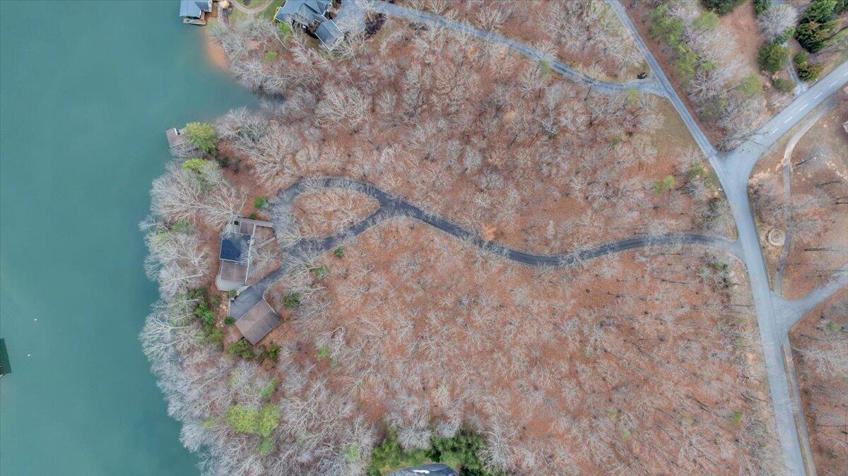 Huddleston, Virginia, 24104, United States, 5 Bedrooms Bedrooms, ,4 BathroomsBathrooms,Residential,Active,2023928