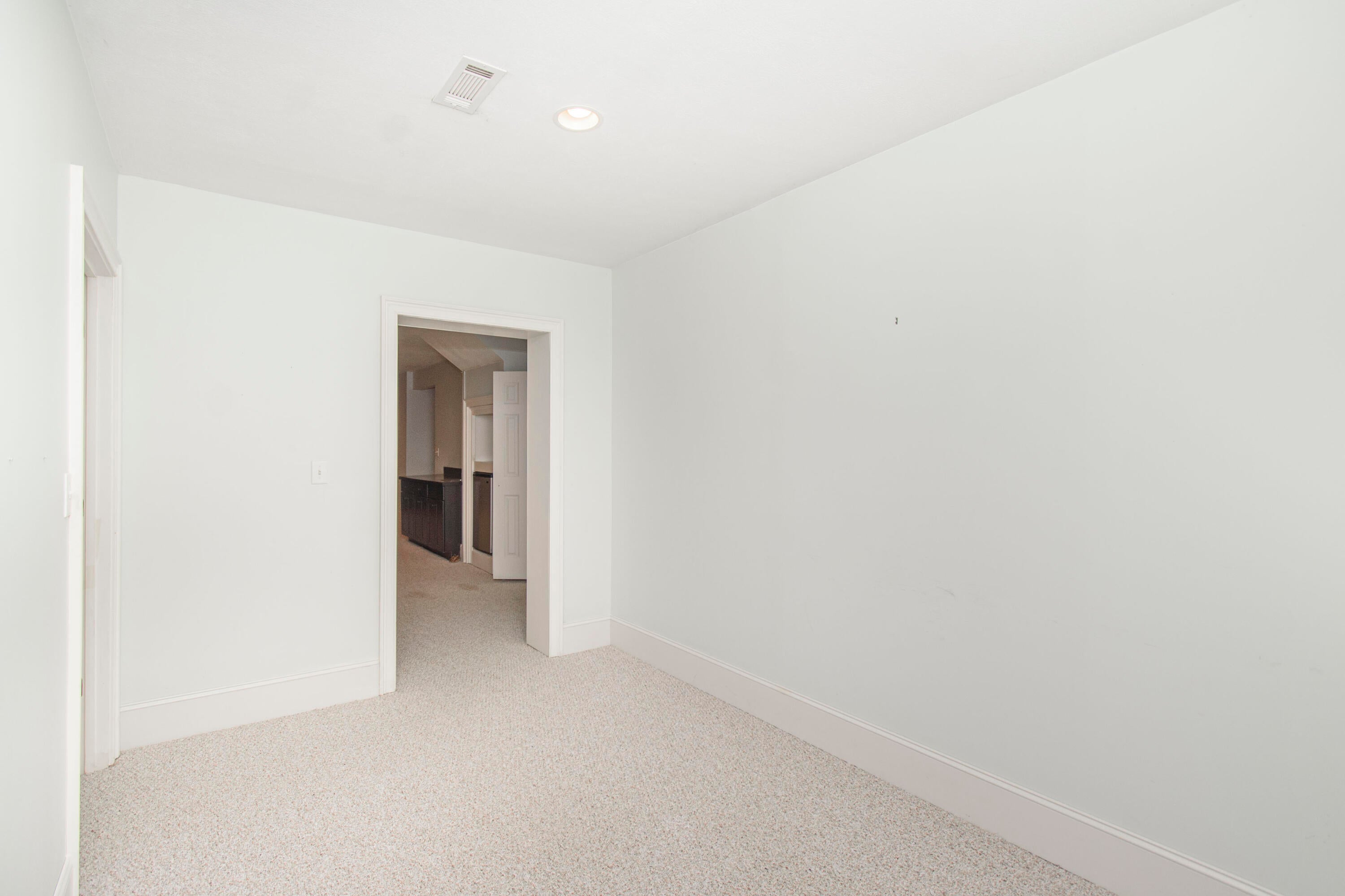 Catawba, Virginia, 24070, United States, 7 Bedrooms Bedrooms, ,6 BathroomsBathrooms,Residential,Active,1945254