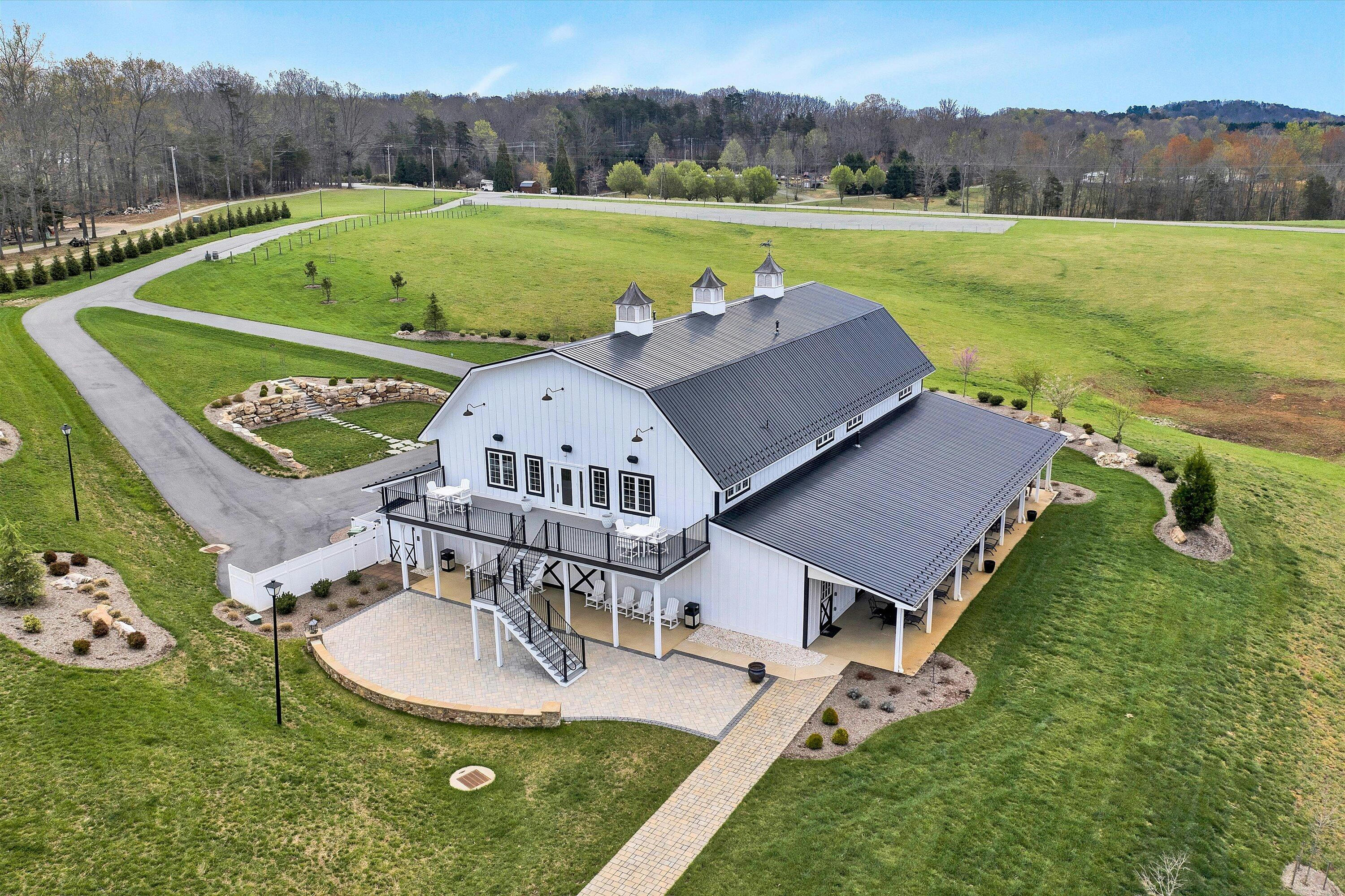 Wirtz, Virginia, 24184, United States, 3 Bedrooms Bedrooms, ,5 BathroomsBathrooms,Residential,Active,1756912