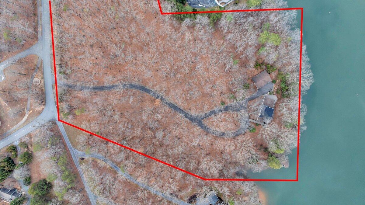 Huddleston, Virginia, 24104, United States, 5 Bedrooms Bedrooms, ,4 BathroomsBathrooms,Residential,Active,2023928