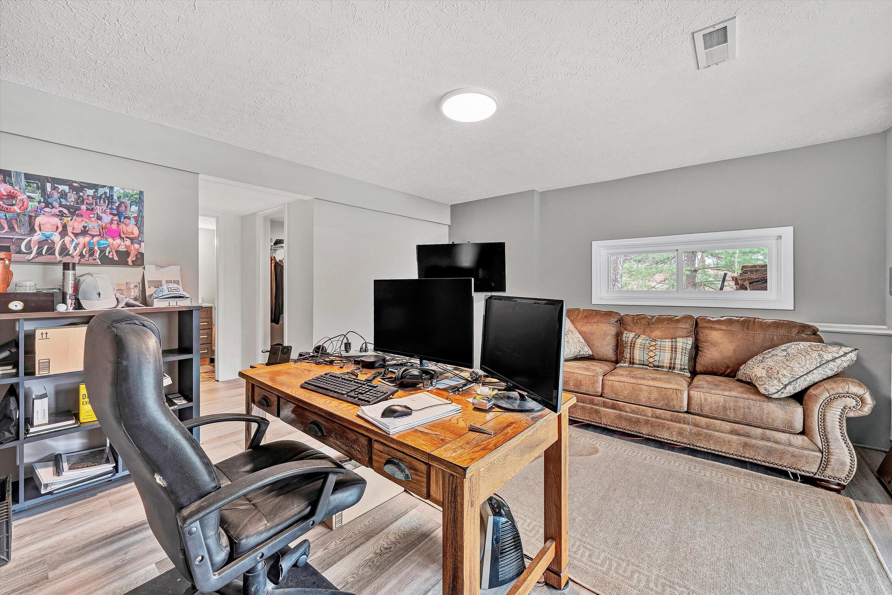 Wirtz, Virginia, 24184, United States, 5 Bedrooms Bedrooms, ,4 BathroomsBathrooms,Residential,Active,1998599