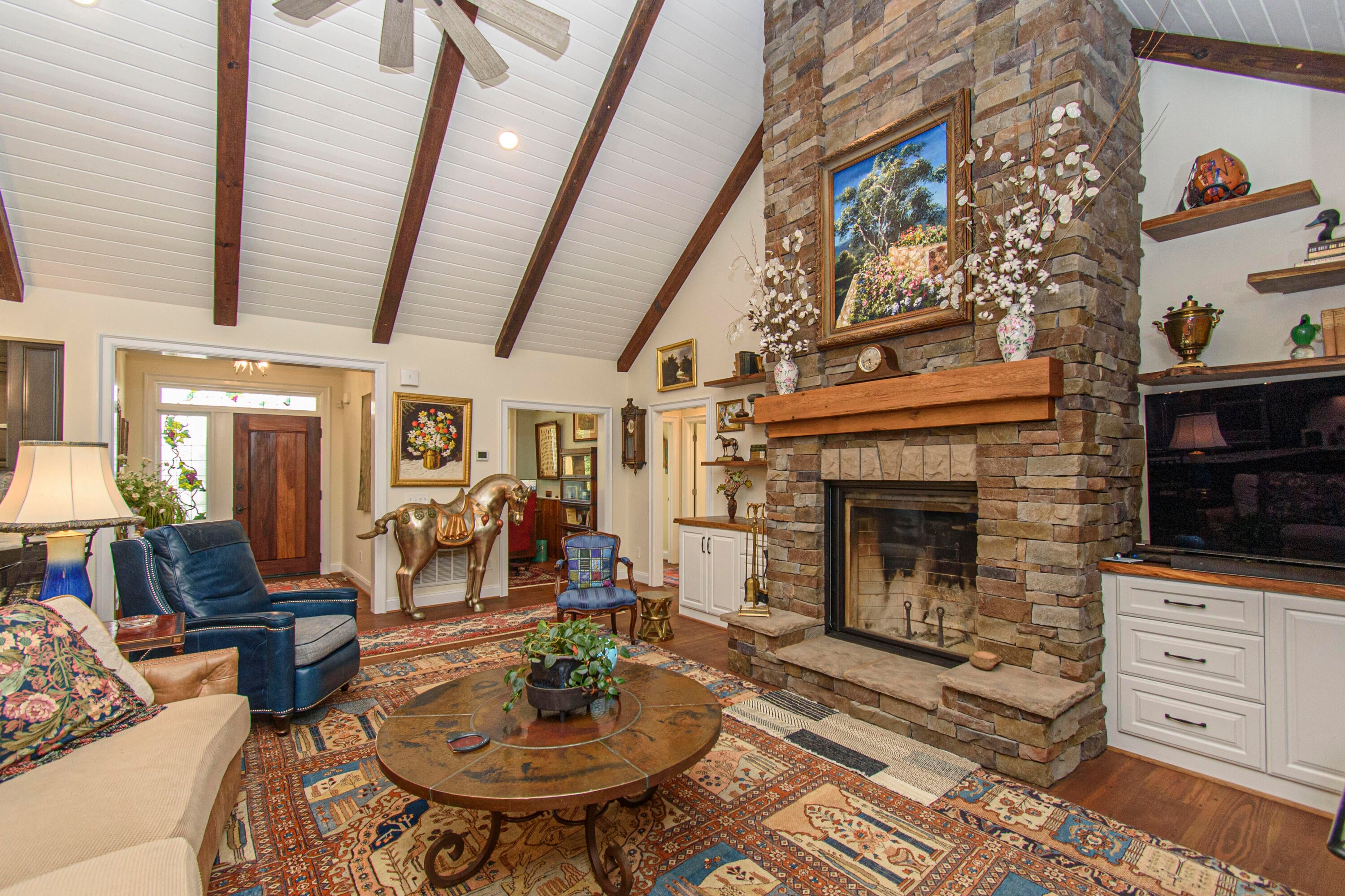 Catawba, Virginia, 24070, United States, 3 Bedrooms Bedrooms, ,3 BathroomsBathrooms,Residential,Active,1954423