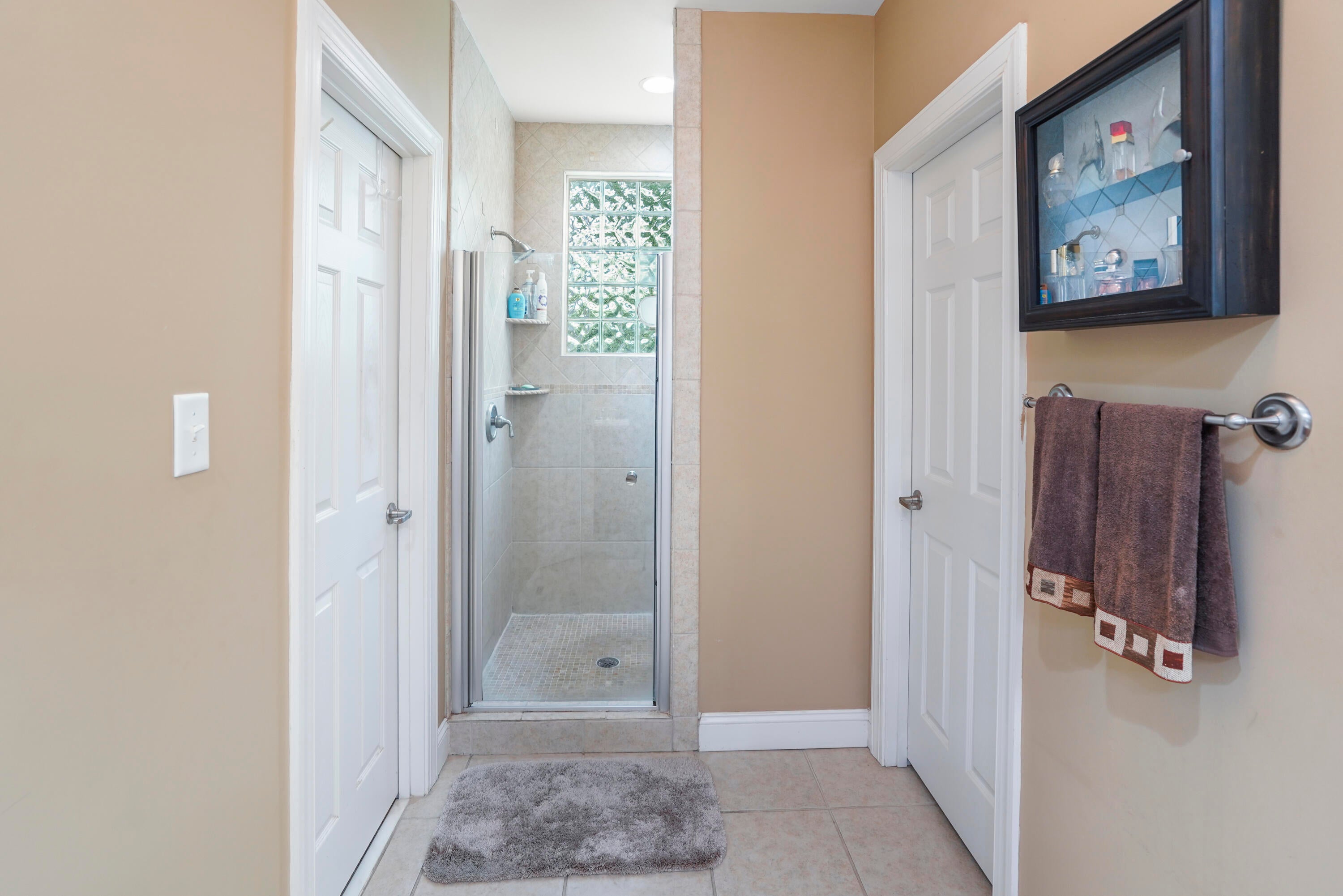 Moneta, Virginia, 24121, United States, 4 Bedrooms Bedrooms, ,4 BathroomsBathrooms,Residential,Active,1945250