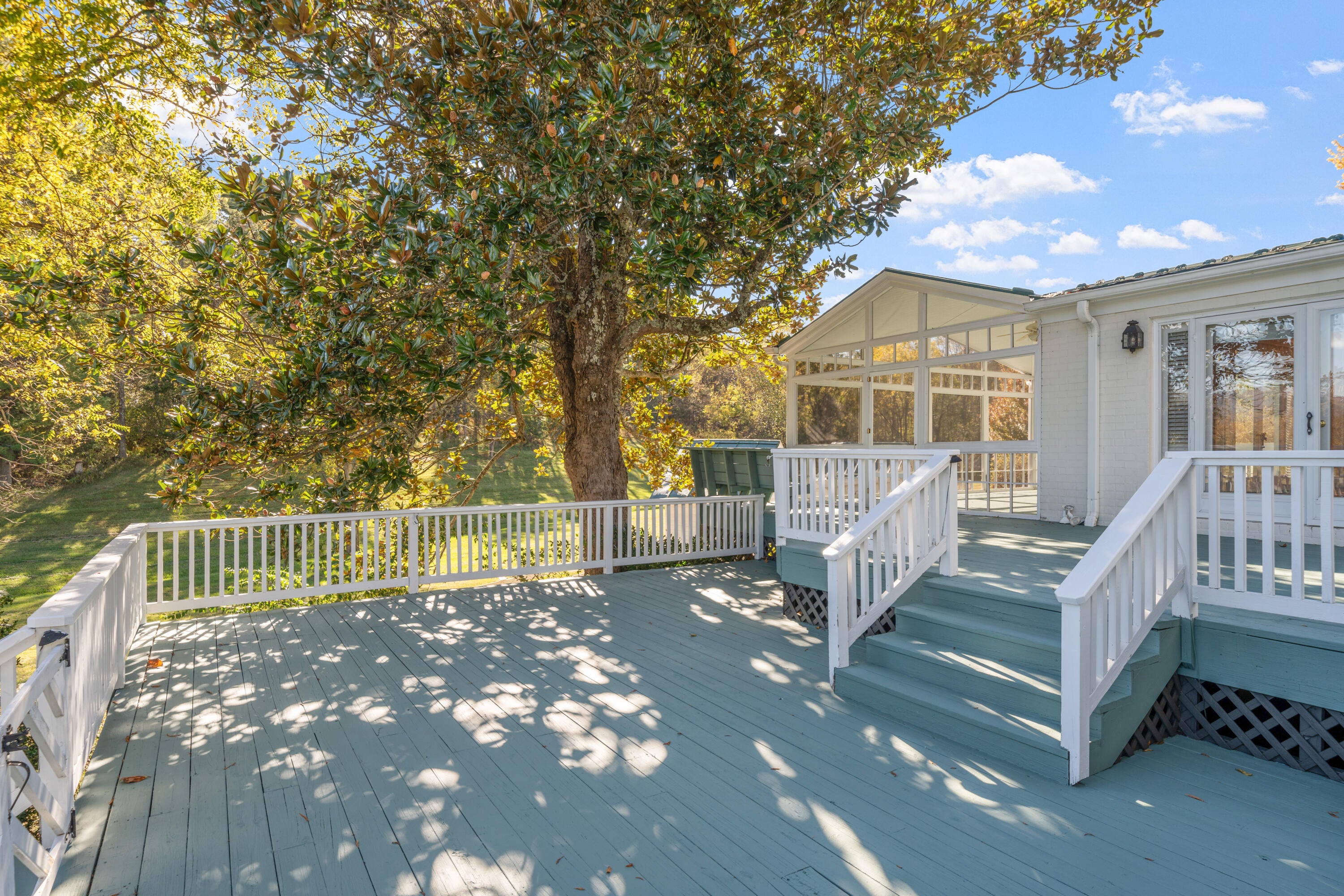 Troutville, Virginia, 24175, United States, 5 Bedrooms Bedrooms, ,4 BathroomsBathrooms,Residential,Active,1965837