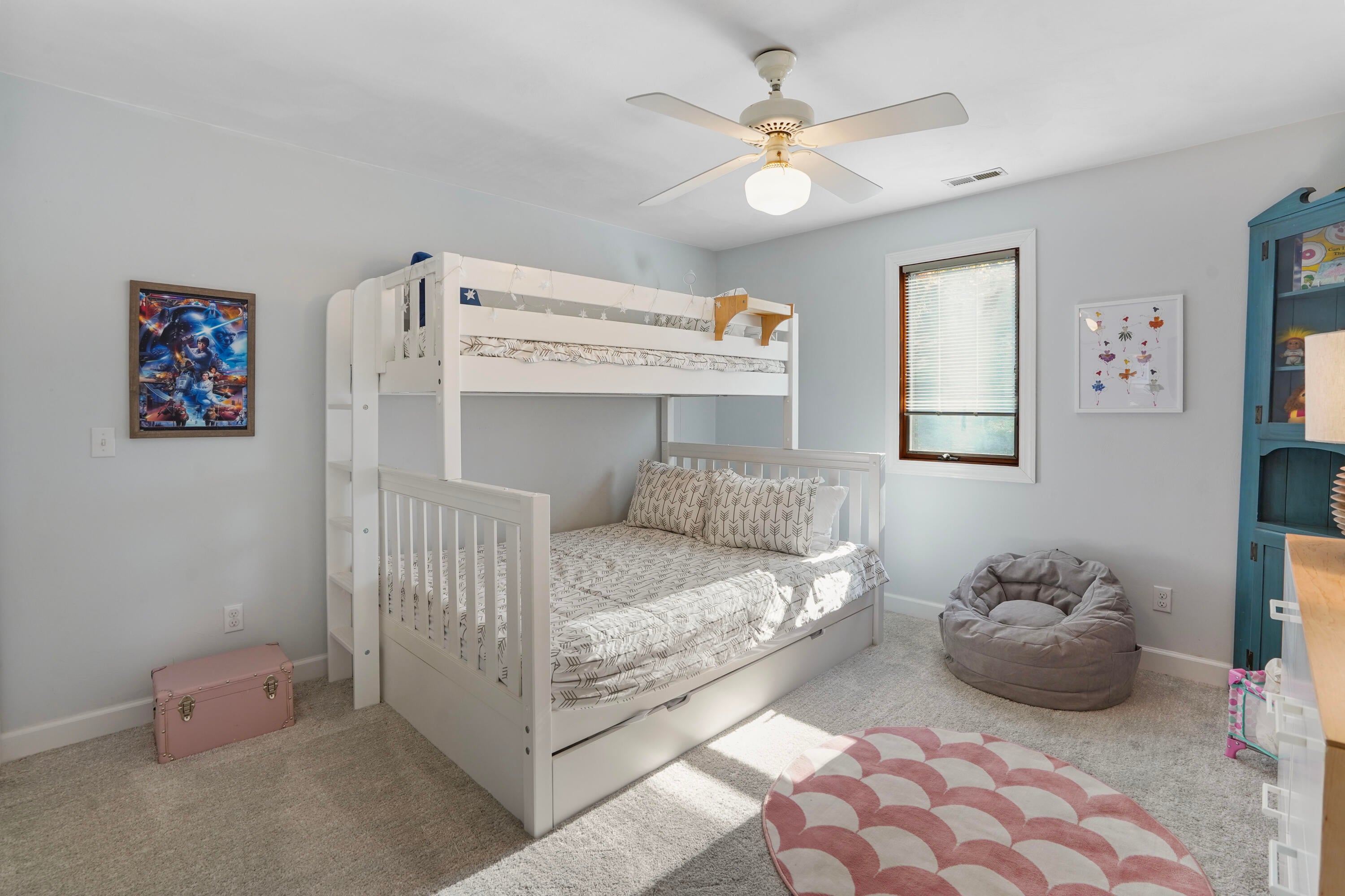 Moneta, Virginia, 24121, United States, 4 Bedrooms Bedrooms, ,4 BathroomsBathrooms,Residential,Active,1988441