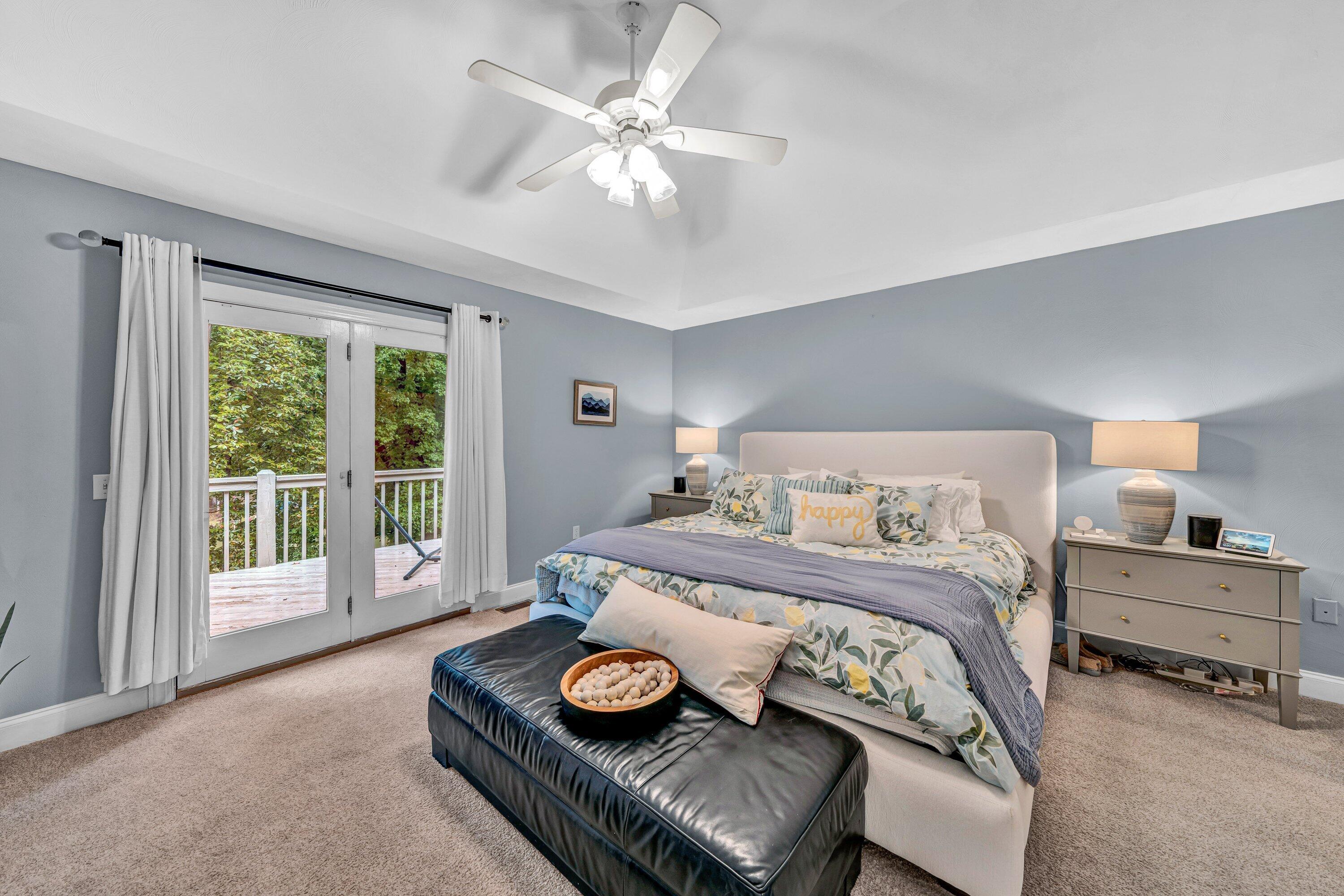 Moneta, Virginia, 24121, United States, 4 Bedrooms Bedrooms, ,3 BathroomsBathrooms,Residential,Active,1909835
