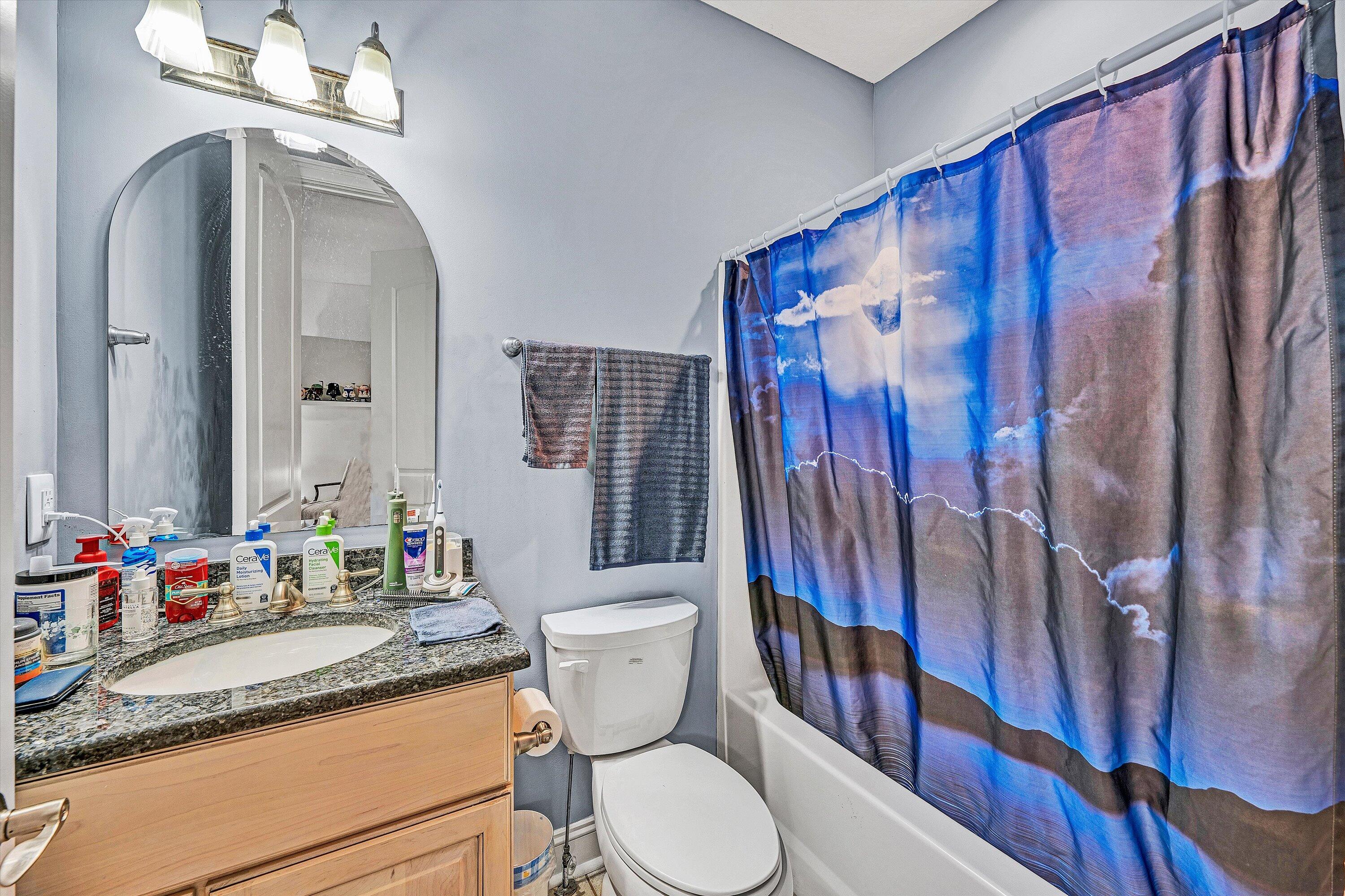 Moneta, Virginia, 24121, United States, 5 Bedrooms Bedrooms, ,6 BathroomsBathrooms,Residential,Active,1973555