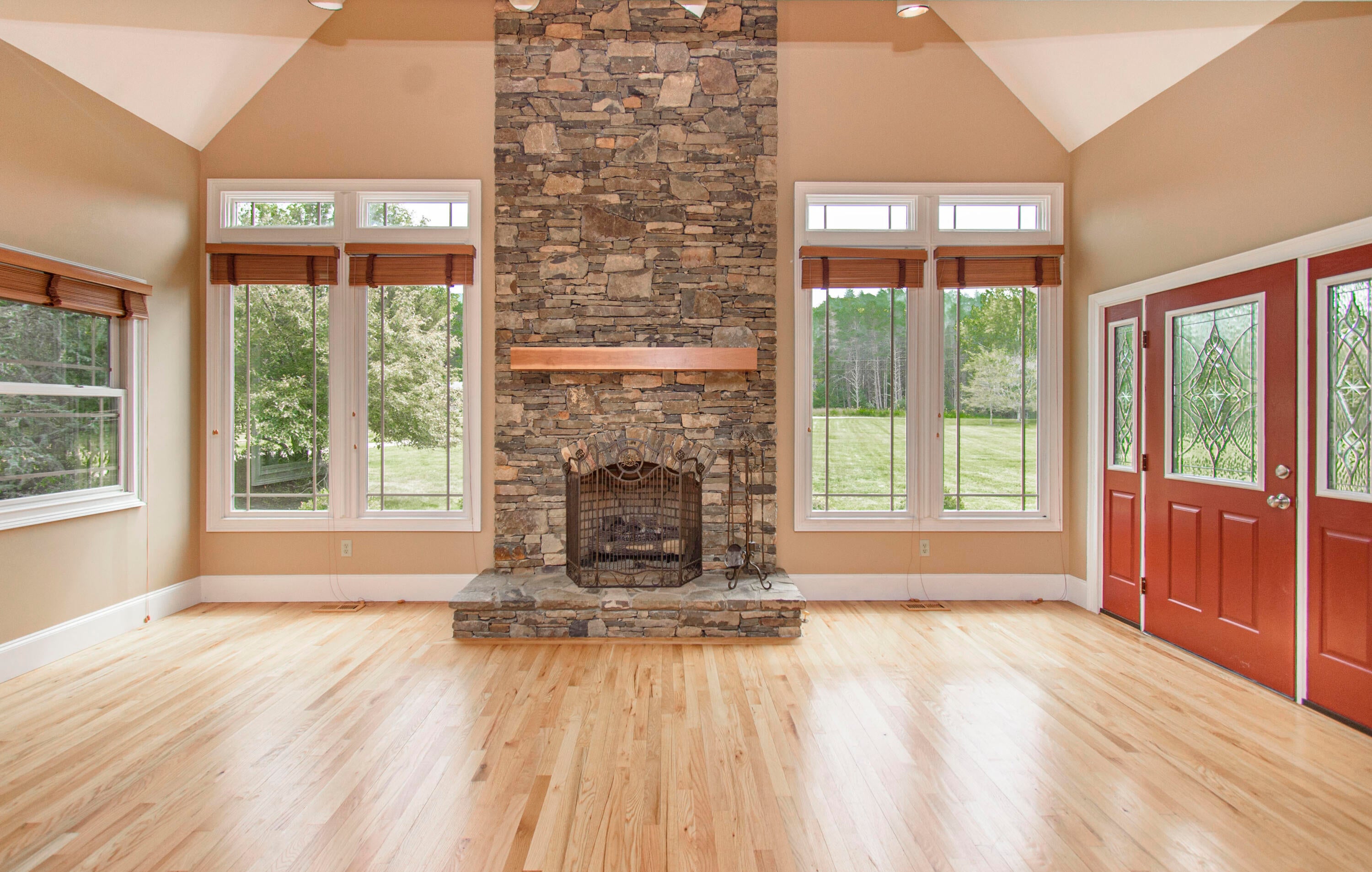 Catawba, Virginia, 24070, United States, 7 Bedrooms Bedrooms, ,6 BathroomsBathrooms,Residential,Active,1945254