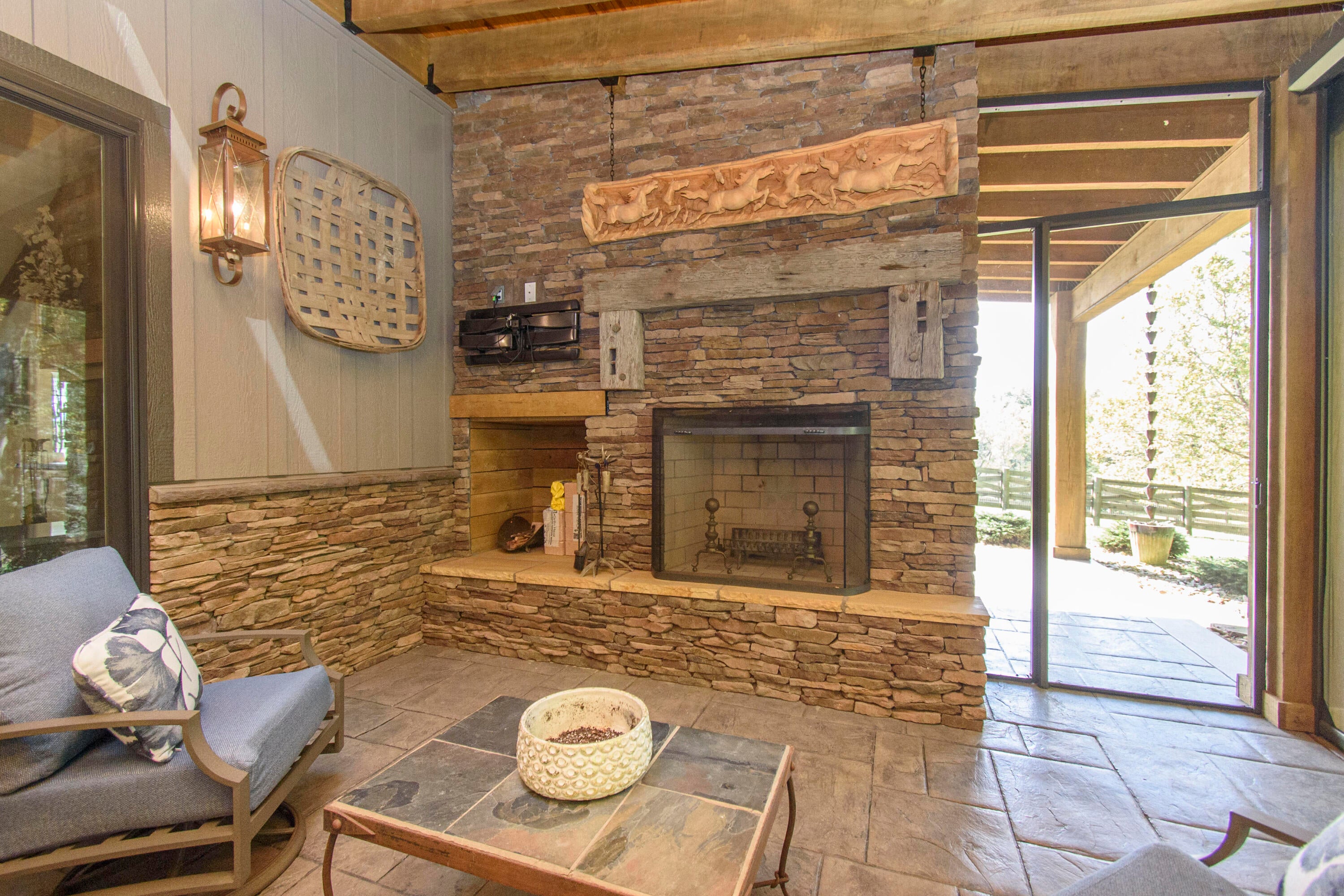 Catawba, Virginia, 24070, United States, 3 Bedrooms Bedrooms, ,3 BathroomsBathrooms,Residential,Active,1954423