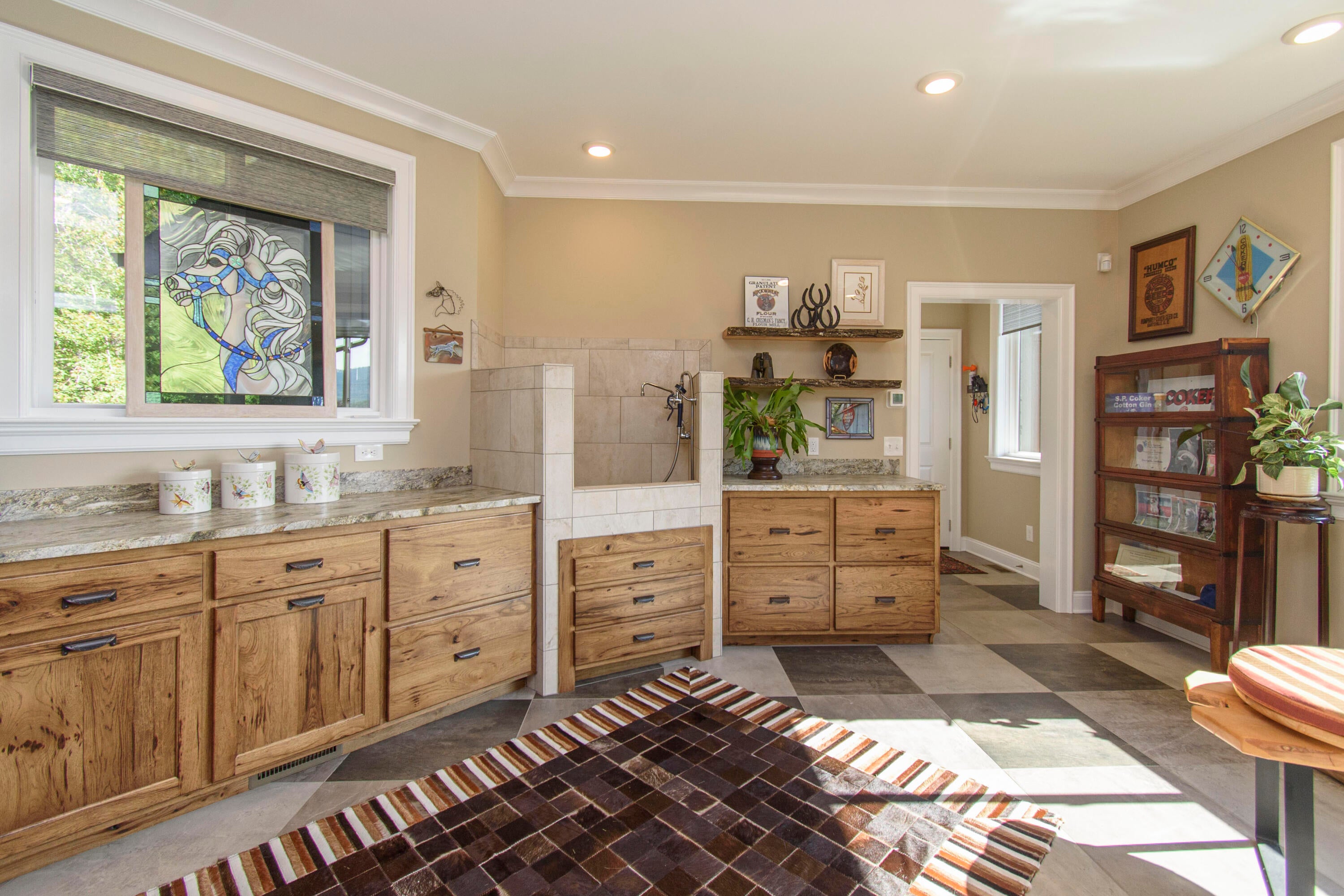 Catawba, Virginia, 24070, United States, 3 Bedrooms Bedrooms, ,3 BathroomsBathrooms,Residential,Active,1954423