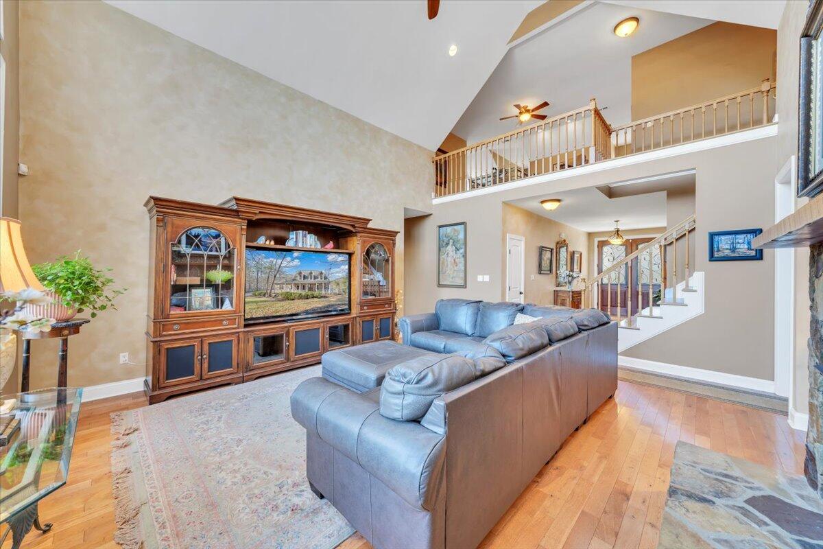 Roanoke, Virginia, 24014, United States, 4 Bedrooms Bedrooms, ,4 BathroomsBathrooms,Residential,Active,2001334