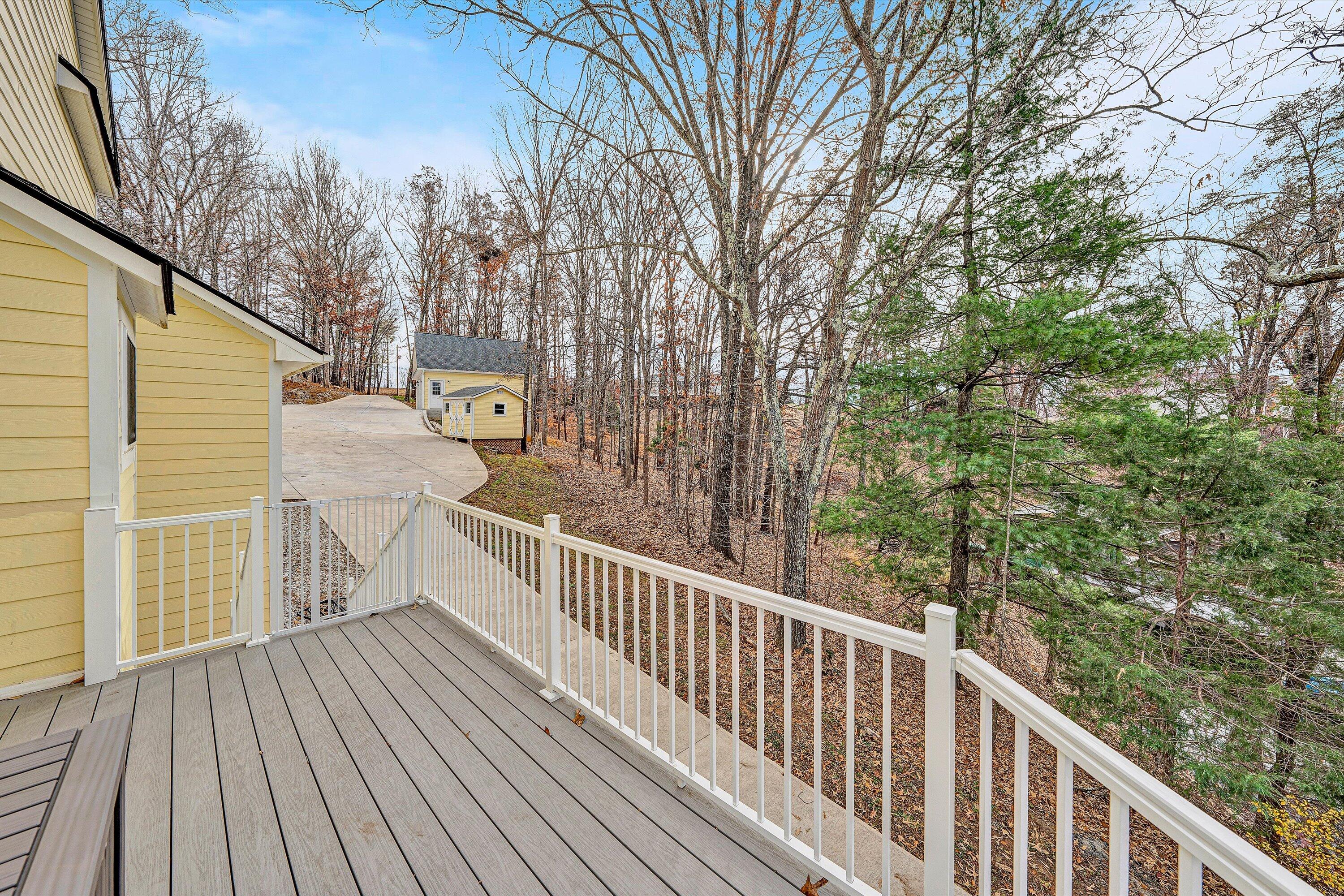 Wirtz, Virginia, 24184, United States, 5 Bedrooms Bedrooms, ,4 BathroomsBathrooms,Residential,Active,1998599