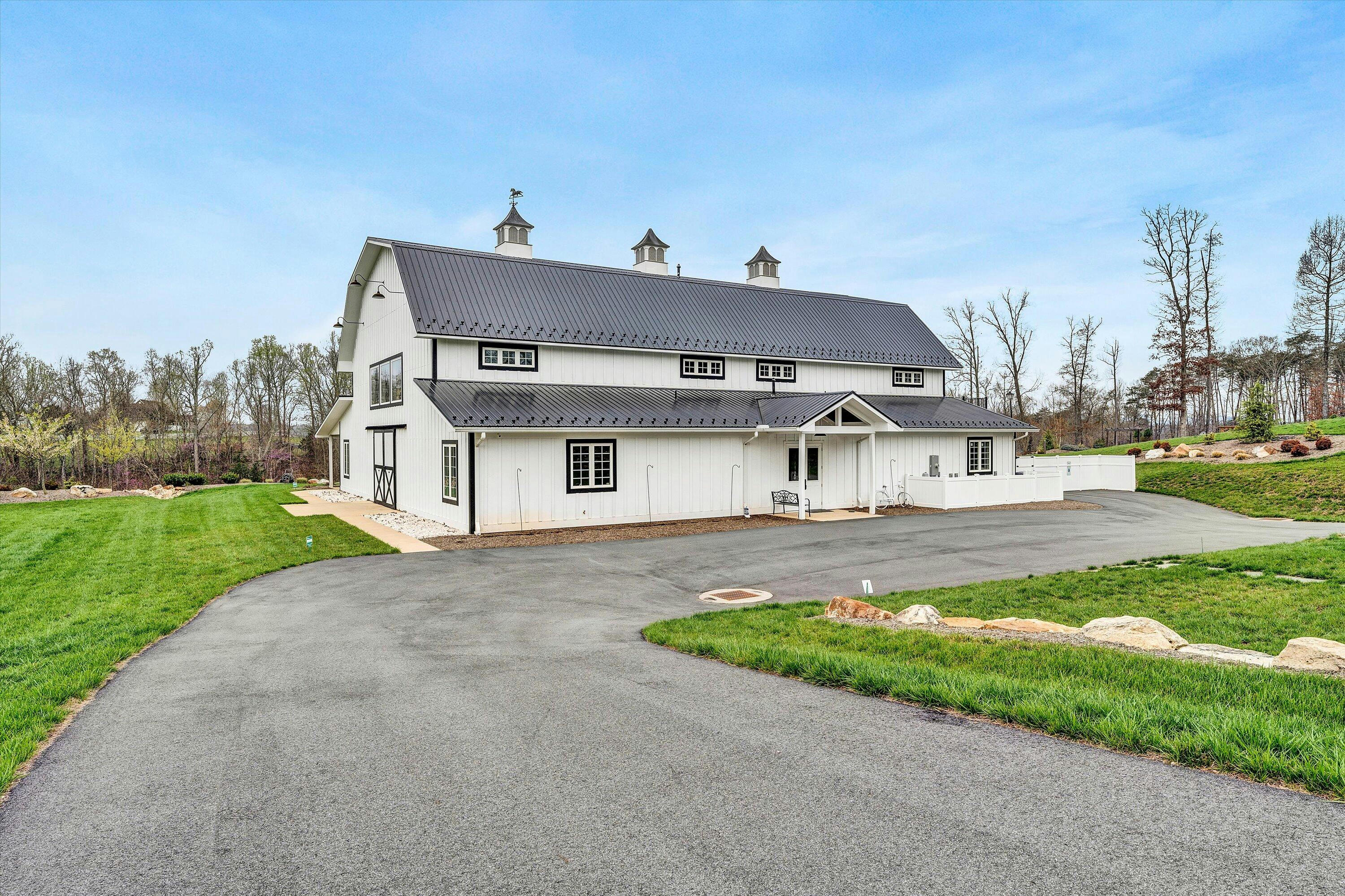 Wirtz, Virginia, 24184, United States, 3 Bedrooms Bedrooms, ,5 BathroomsBathrooms,Residential,Active,1756912
