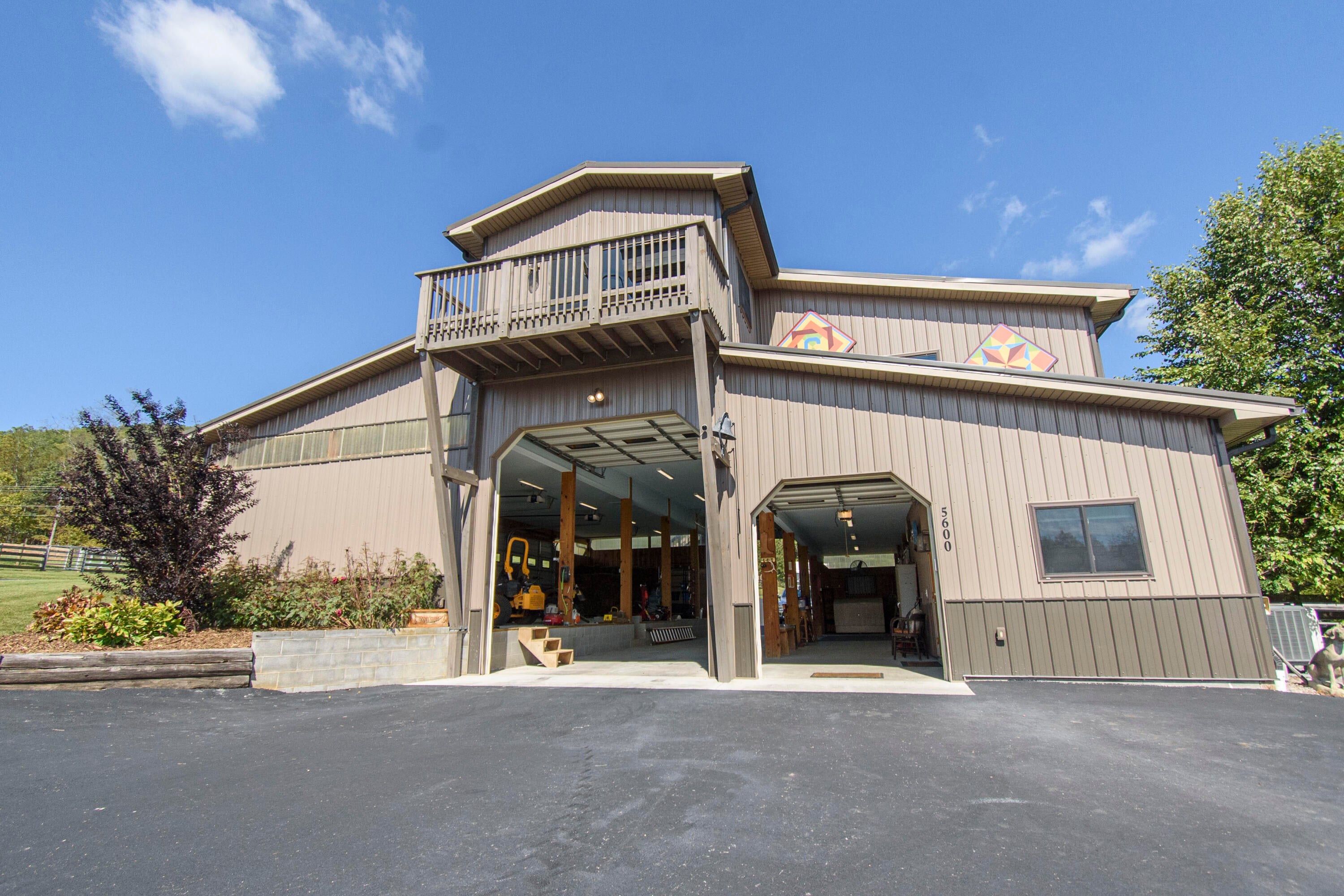 Catawba, Virginia, 24070, United States, 3 Bedrooms Bedrooms, ,3 BathroomsBathrooms,Residential,Active,1954423