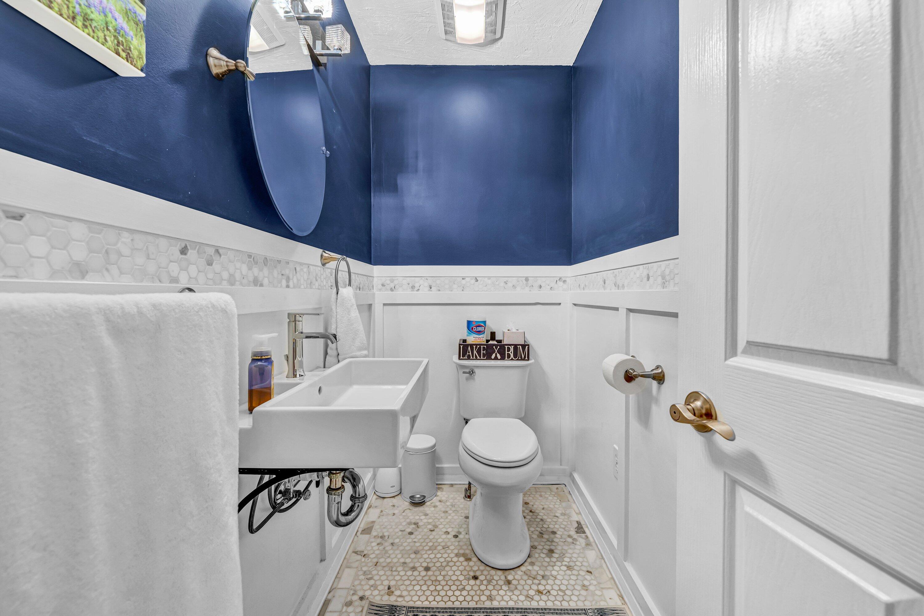 Moneta, Virginia, 24121, United States, 4 Bedrooms Bedrooms, ,3 BathroomsBathrooms,Residential,Active,1909835