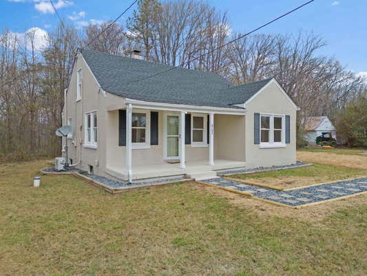 6038 FRANKLIN ST, FERRUM, VA 24088, photo 2 of 32