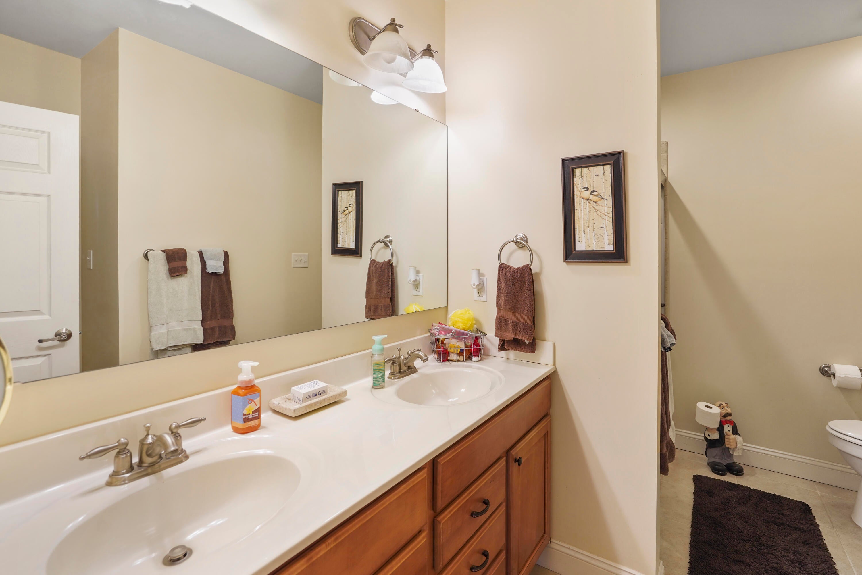 Moneta, Virginia, 24121, United States, 4 Bedrooms Bedrooms, ,4 BathroomsBathrooms,Residential,Active,1945250