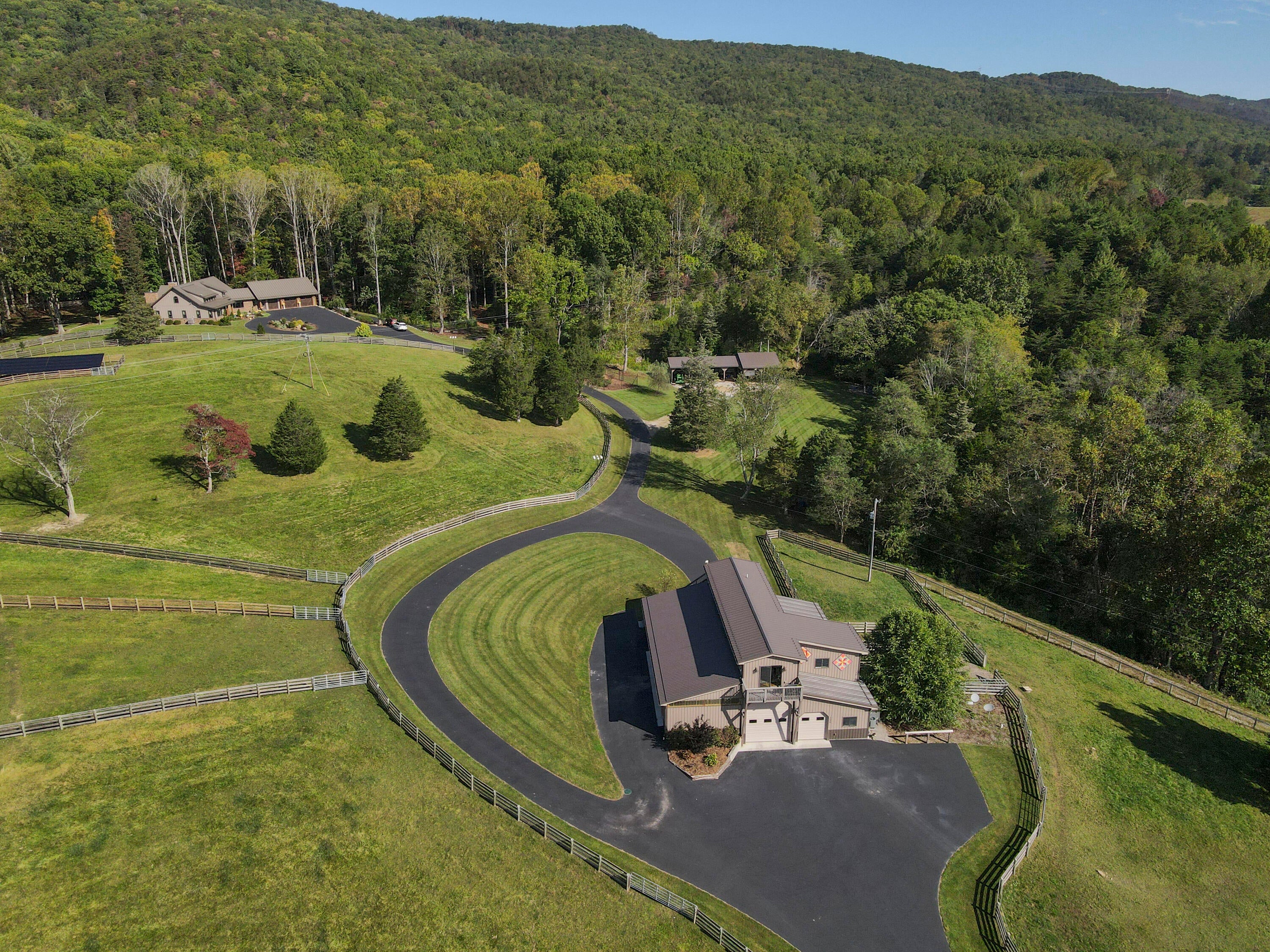 Catawba, Virginia, 24070, United States, 3 Bedrooms Bedrooms, ,3 BathroomsBathrooms,Residential,Active,1954423