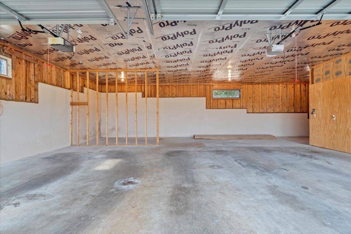 Huddleston, Virginia, 24104, United States, 5 Bedrooms Bedrooms, ,4 BathroomsBathrooms,Residential,Active,2023928