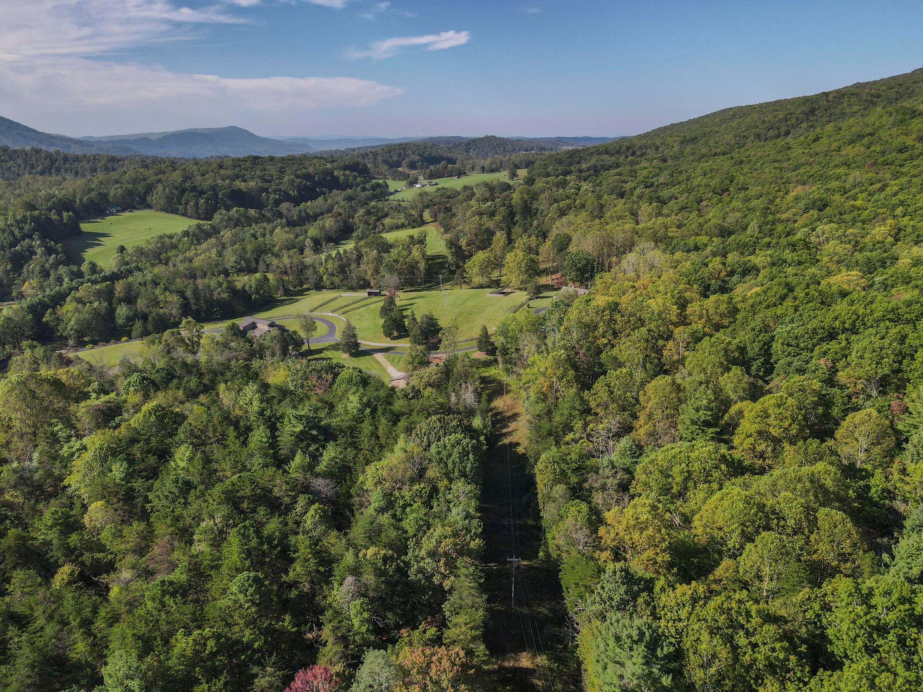 Catawba, Virginia, 24070, United States, 3 Bedrooms Bedrooms, ,3 BathroomsBathrooms,Residential,Active,1954423