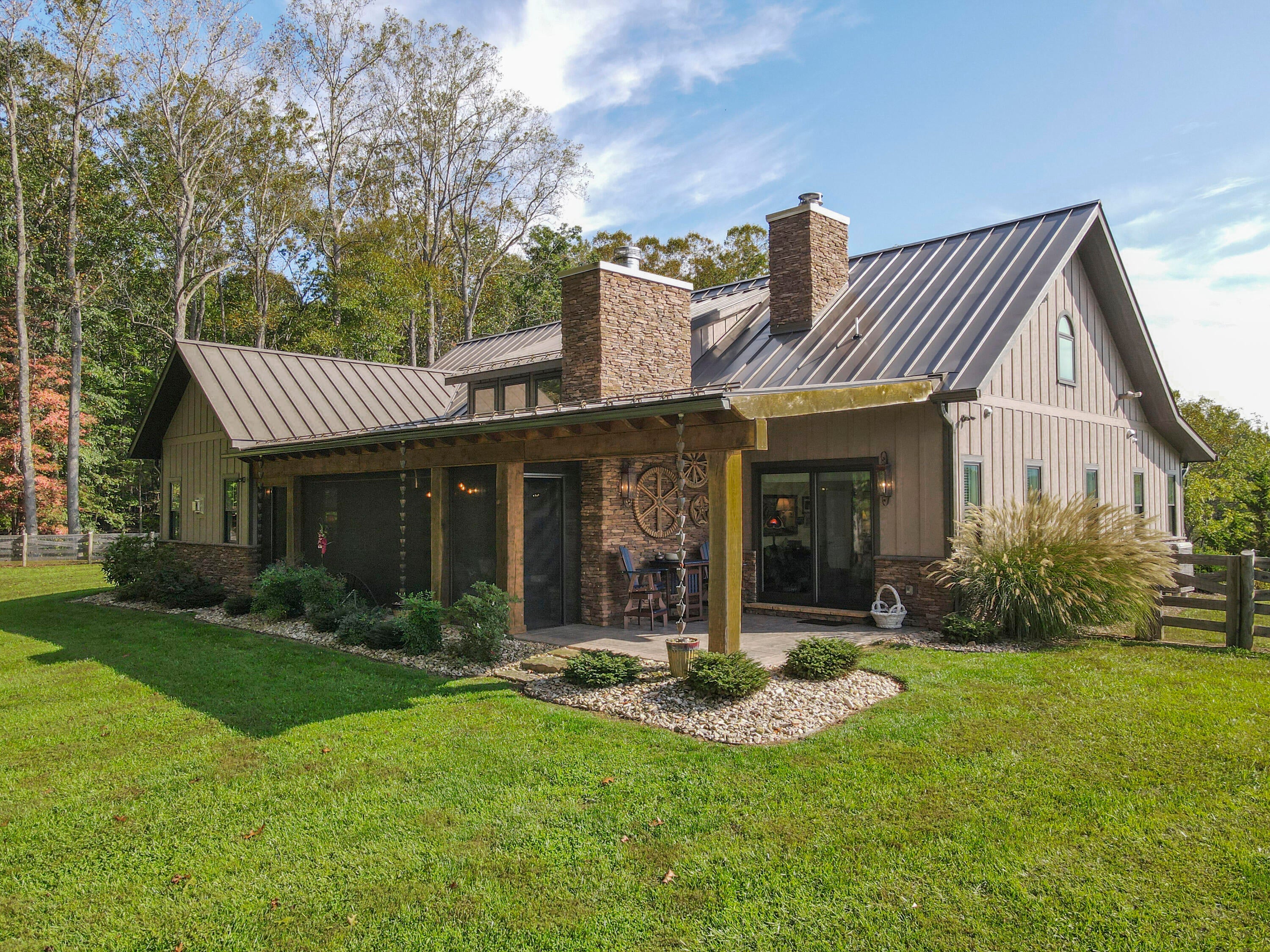 Catawba, Virginia, 24070, United States, 3 Bedrooms Bedrooms, ,3 BathroomsBathrooms,Residential,Active,1954423