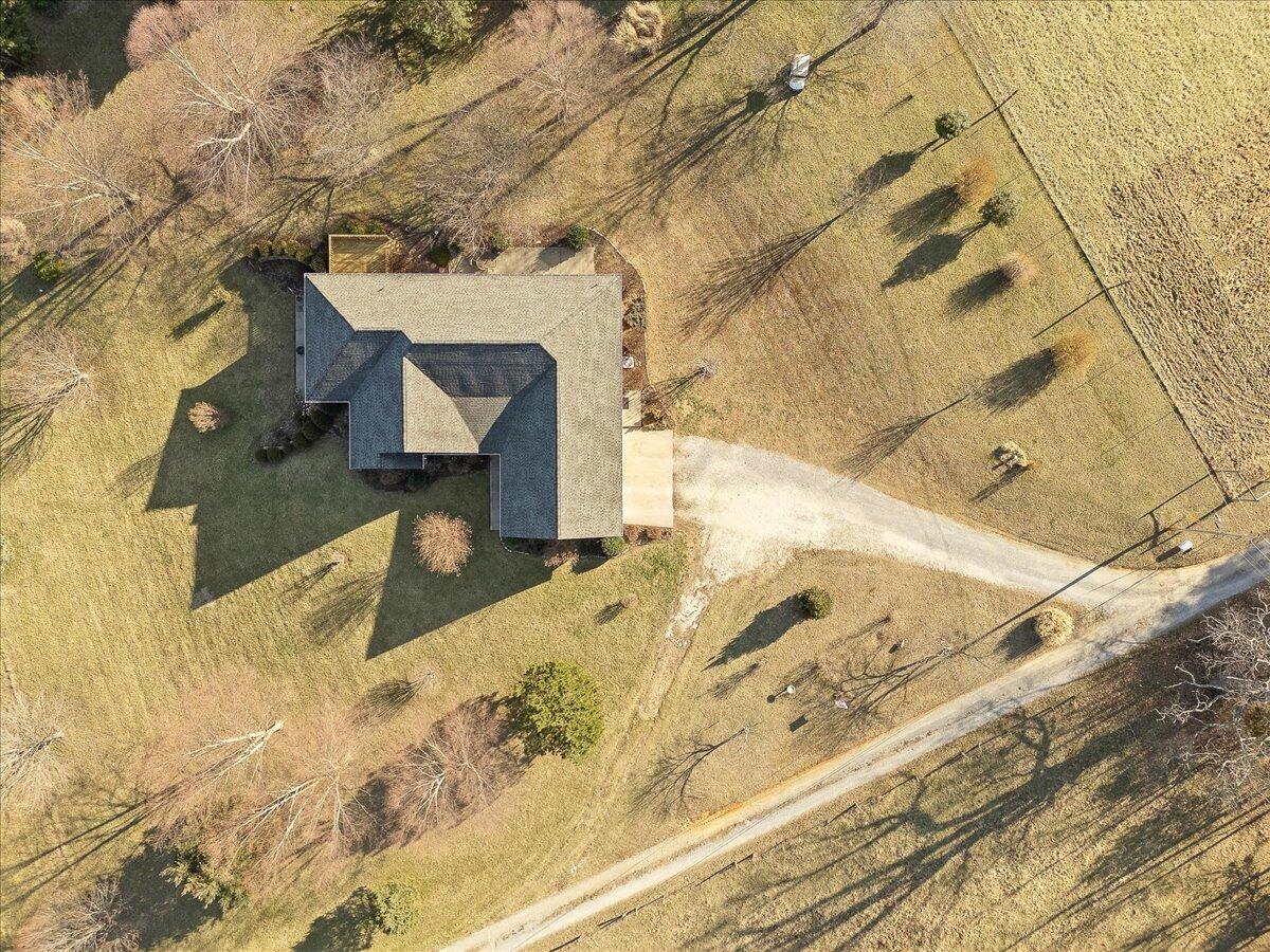 Fincastle, Virginia, 24090, United States, 3 Bedrooms Bedrooms, ,4 BathroomsBathrooms,Residential,Active,1945492