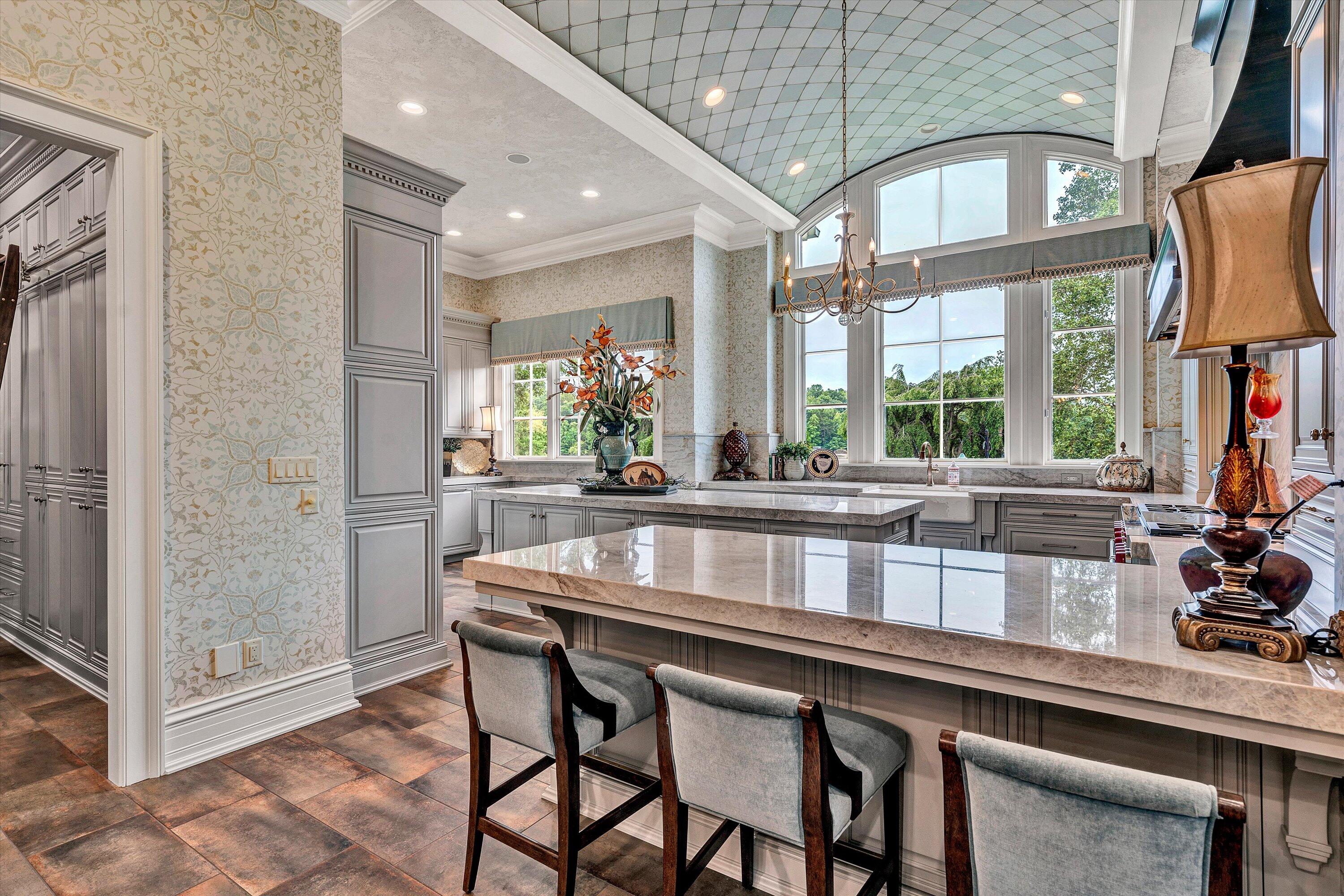 Moneta, Virginia, 24121, United States, 5 Bedrooms Bedrooms, ,9 BathroomsBathrooms,Residential,Active,1919403
