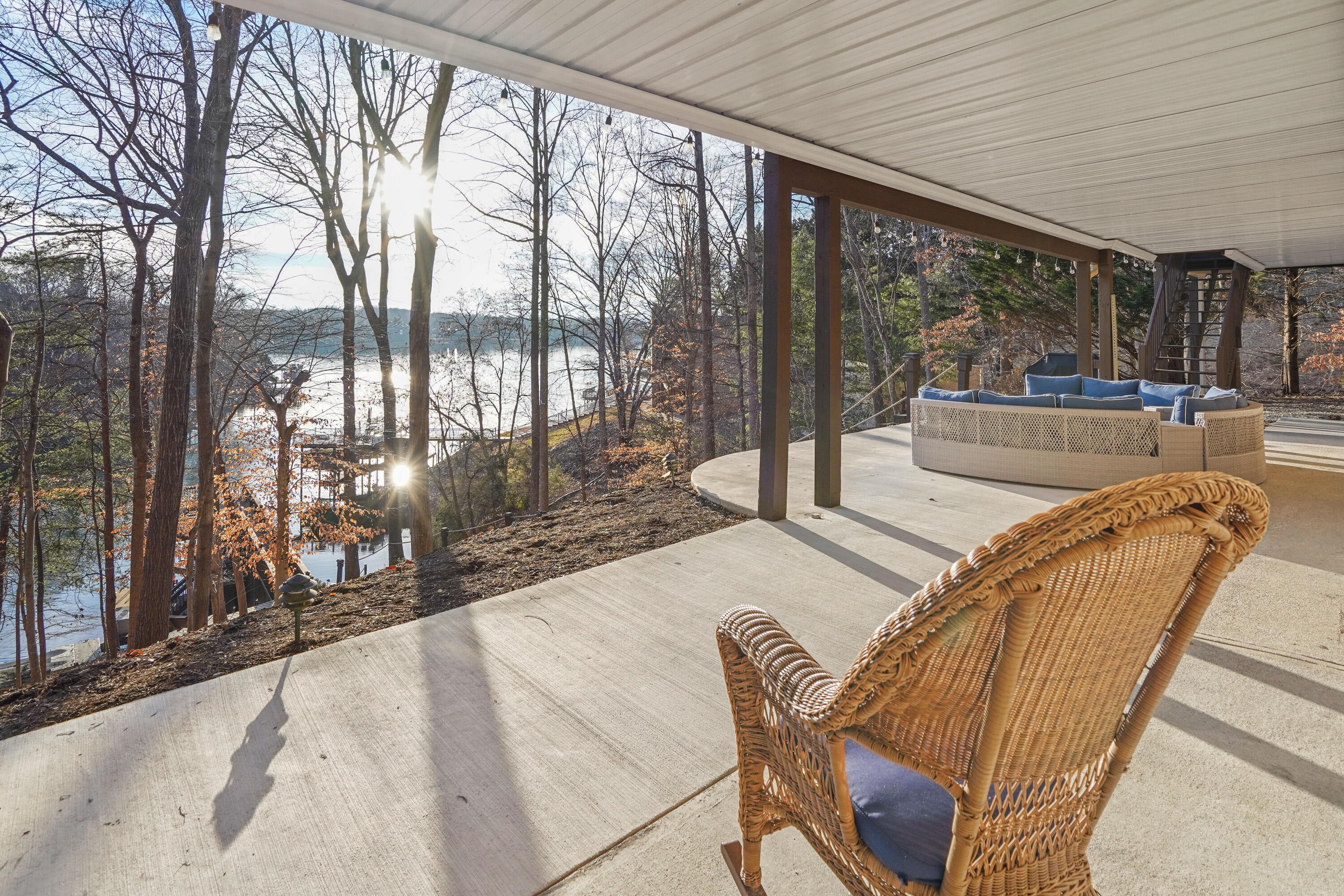 Moneta, Virginia, 24121, United States, 4 Bedrooms Bedrooms, ,3 BathroomsBathrooms,Residential,Active,2010155