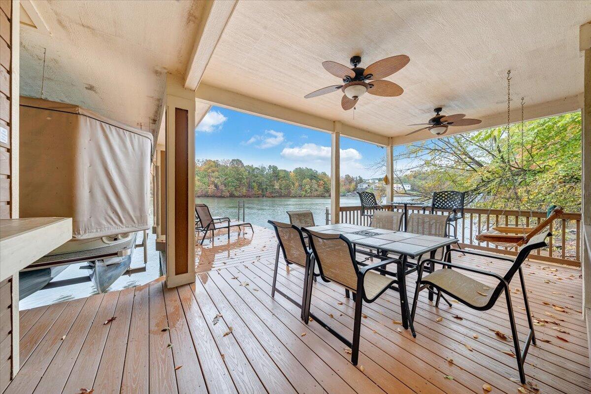 Wirtz, Virginia, 24184, United States, 4 Bedrooms Bedrooms, ,4 BathroomsBathrooms,Residential,Active,2007035