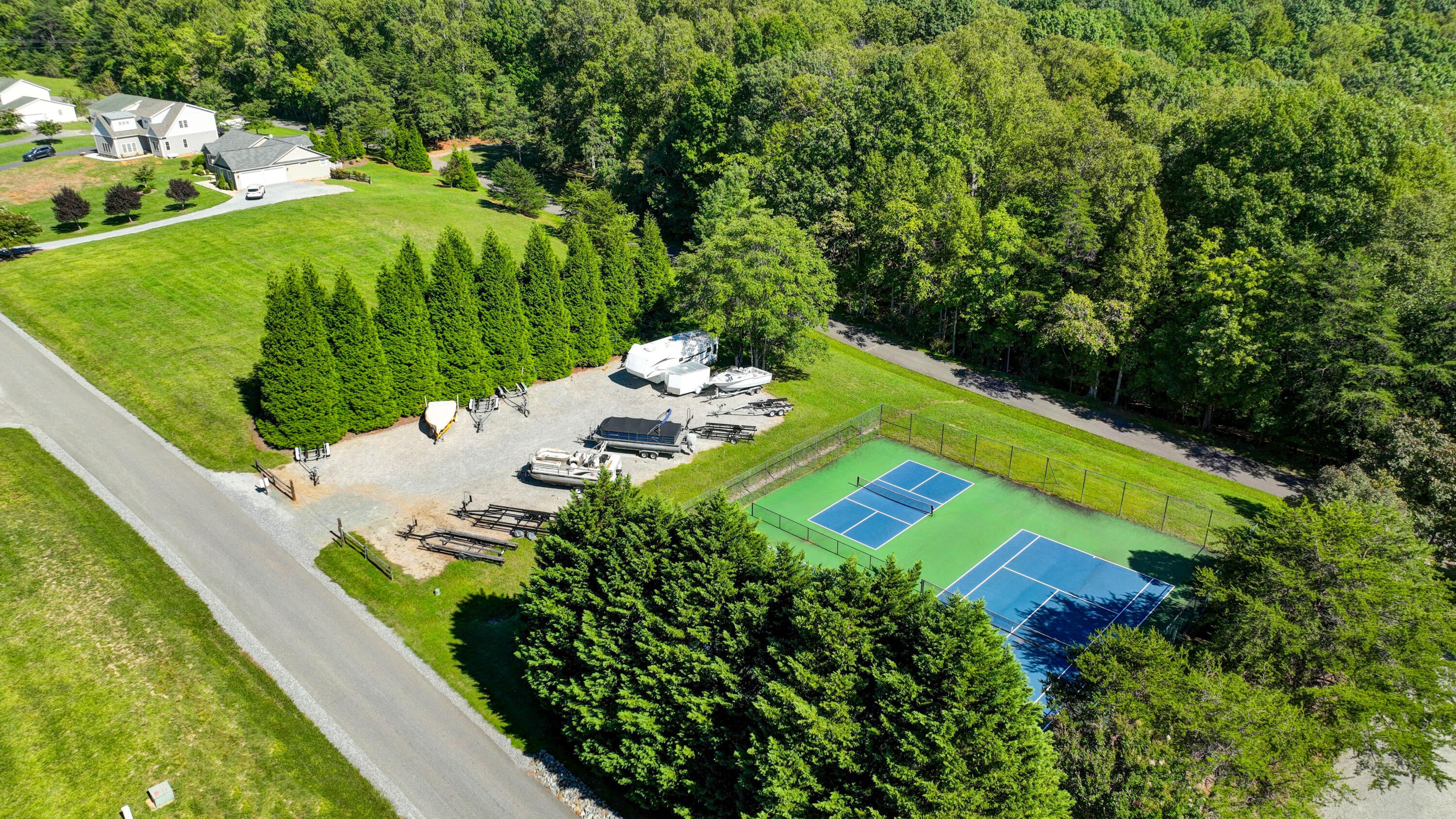 Moneta, Virginia, 24121, United States, 4 Bedrooms Bedrooms, ,3 BathroomsBathrooms,Residential,Active,2010155