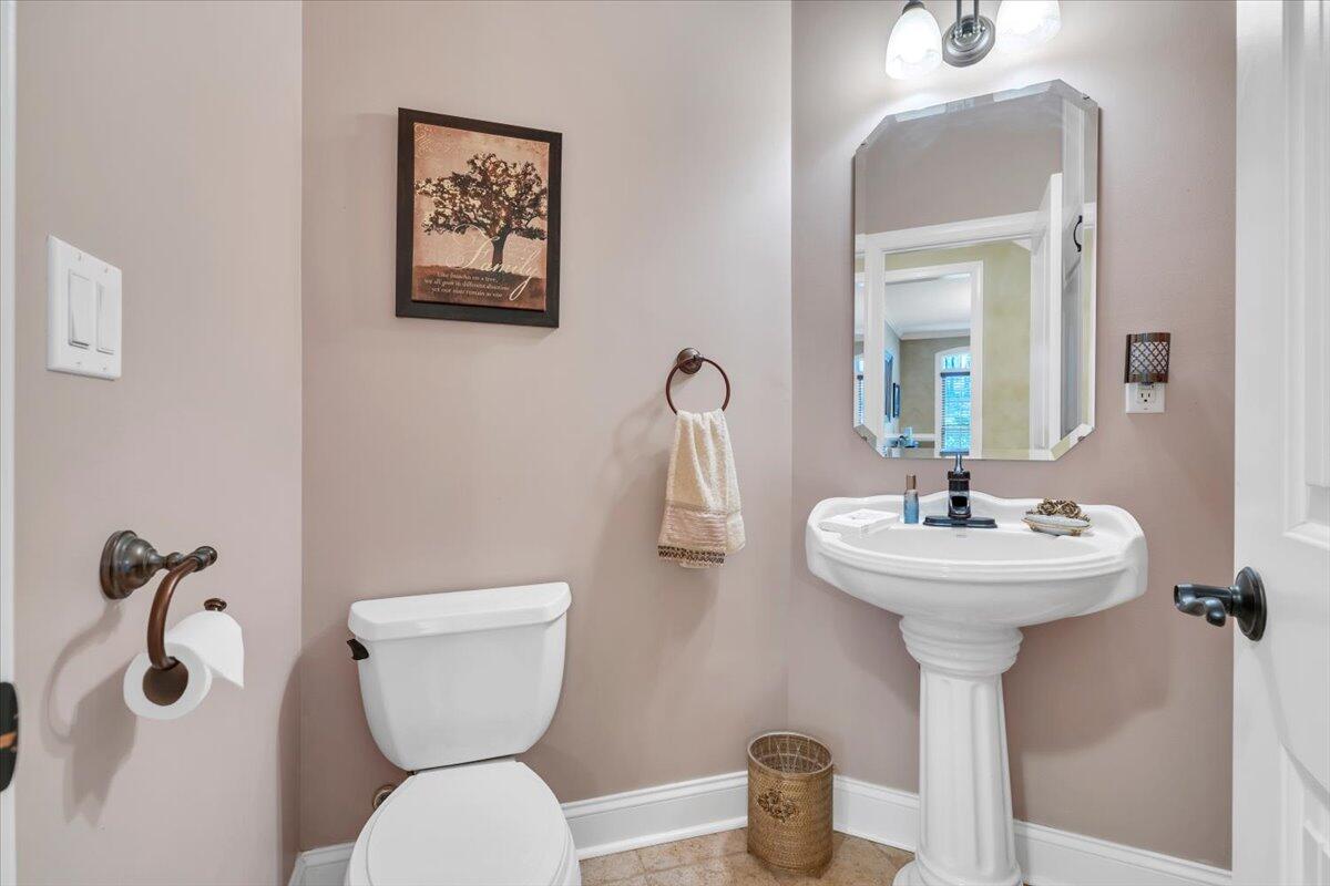 Roanoke, Virginia, 24014, United States, 4 Bedrooms Bedrooms, ,4 BathroomsBathrooms,Residential,Active,2001334