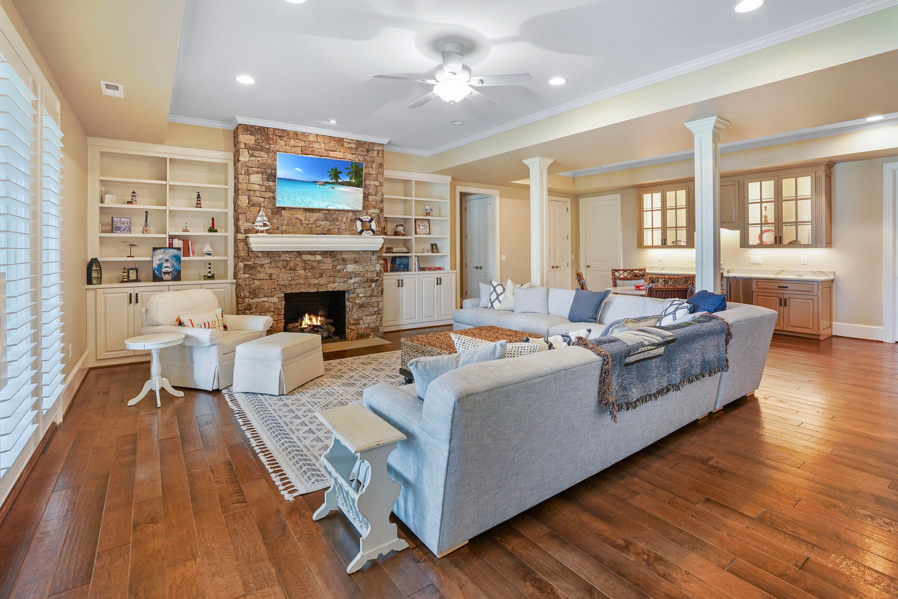 Penhook, Virginia, 24137, United States, 4 Bedrooms Bedrooms, ,5 BathroomsBathrooms,Residential,Active,1952443