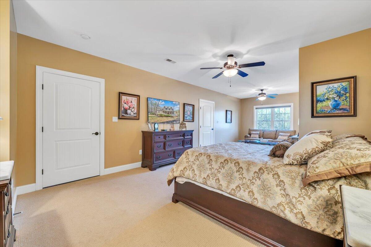 Roanoke, Virginia, 24014, United States, 4 Bedrooms Bedrooms, ,4 BathroomsBathrooms,Residential,Active,2001334