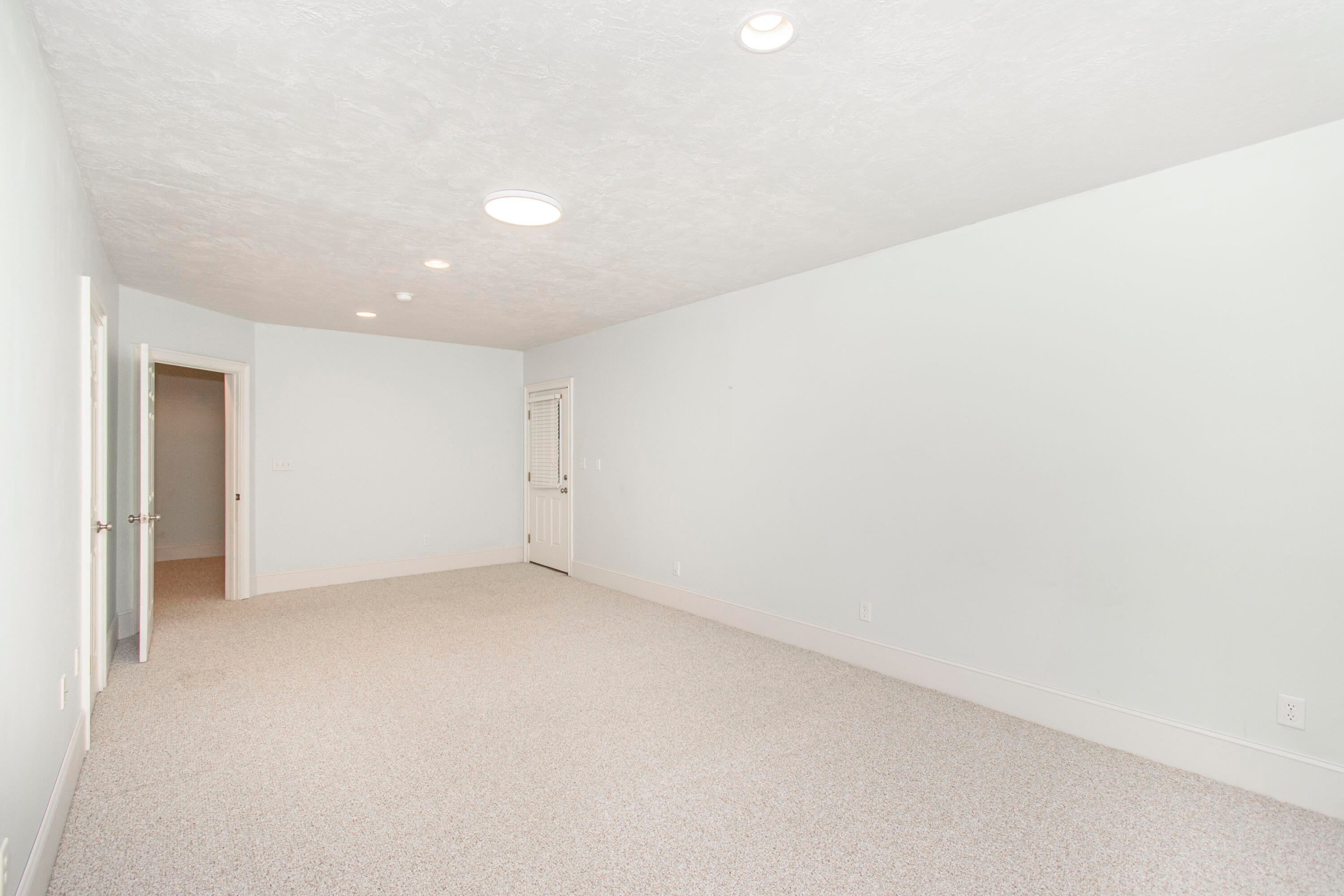 Catawba, Virginia, 24070, United States, 7 Bedrooms Bedrooms, ,6 BathroomsBathrooms,Residential,Active,1945254