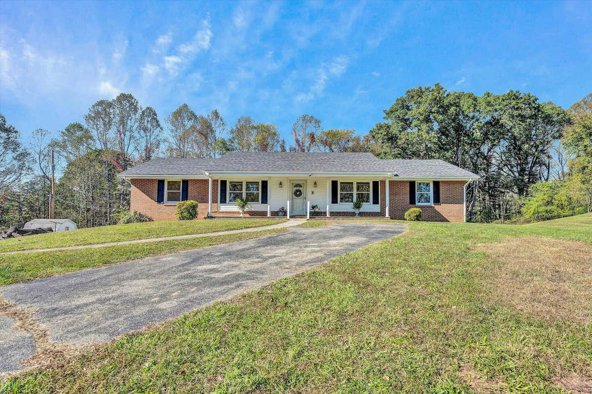 1325 DREWRYS HILL RD, VINTON, VA 24179 Single Family Residence For Sale