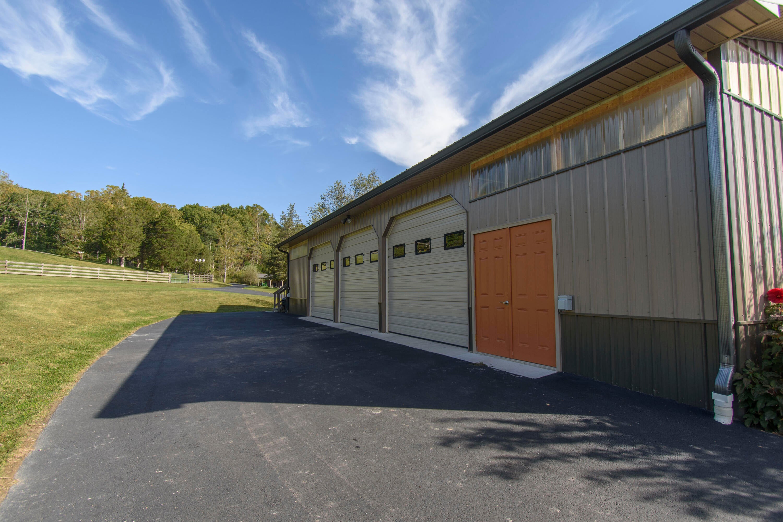 Catawba, Virginia, 24070, United States, 3 Bedrooms Bedrooms, ,3 BathroomsBathrooms,Residential,Active,1954423
