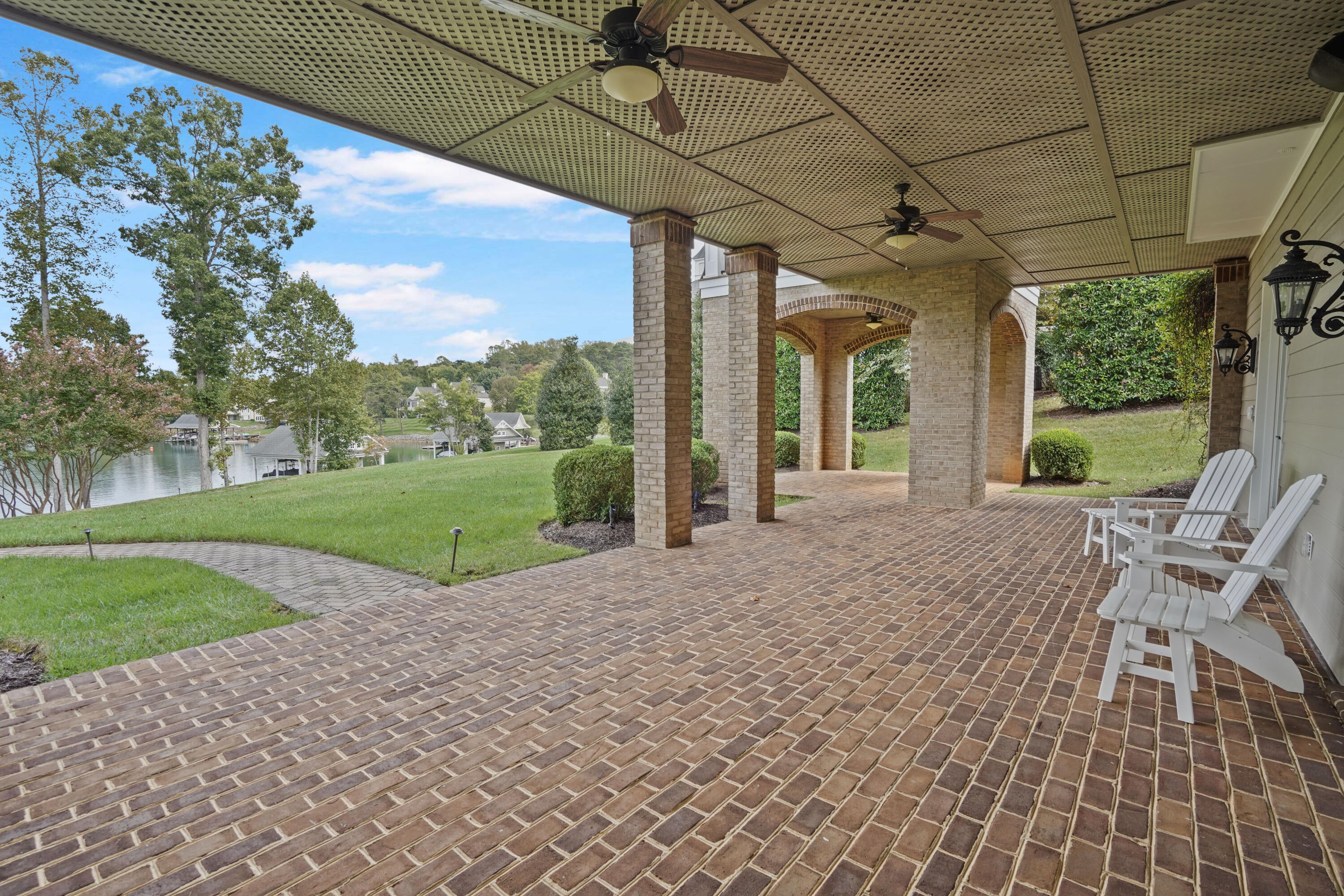 Penhook, Virginia, 24137, United States, 4 Bedrooms Bedrooms, ,5 BathroomsBathrooms,Residential,Active,1952443