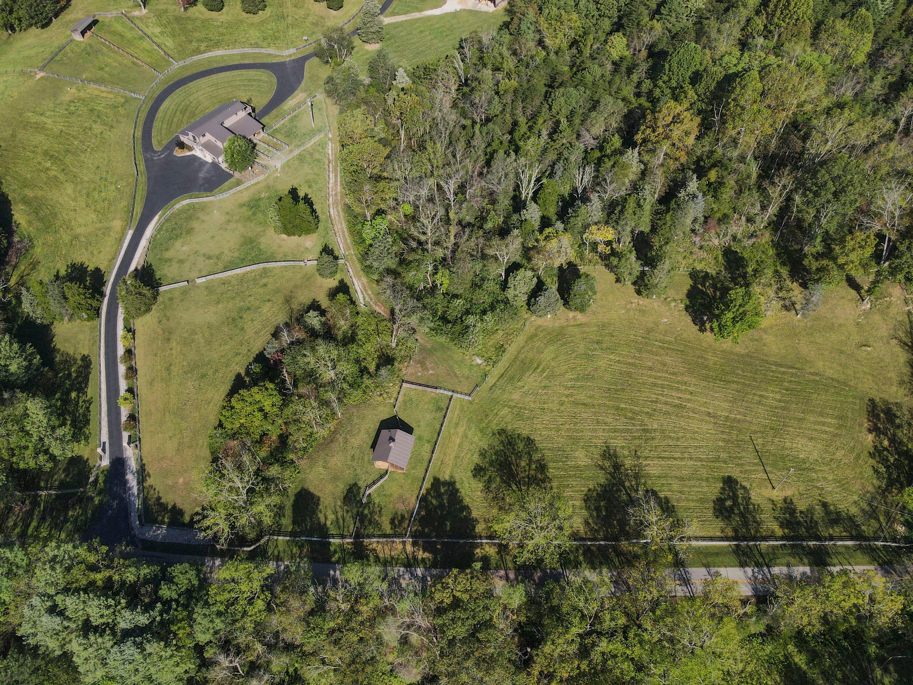 Catawba, Virginia, 24070, United States, 3 Bedrooms Bedrooms, ,3 BathroomsBathrooms,Residential,Active,1954423