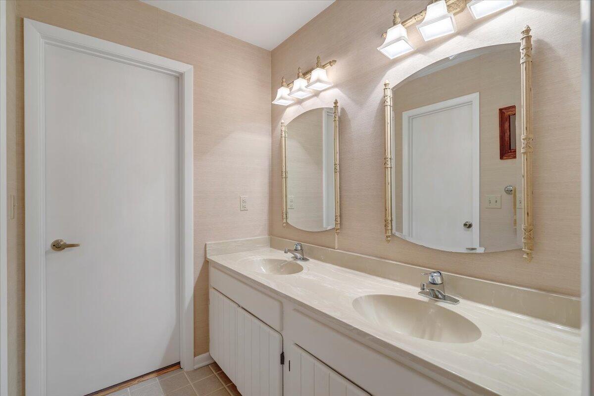 Wirtz, Virginia, 24184, United States, 4 Bedrooms Bedrooms, ,4 BathroomsBathrooms,Residential,Active,2007035