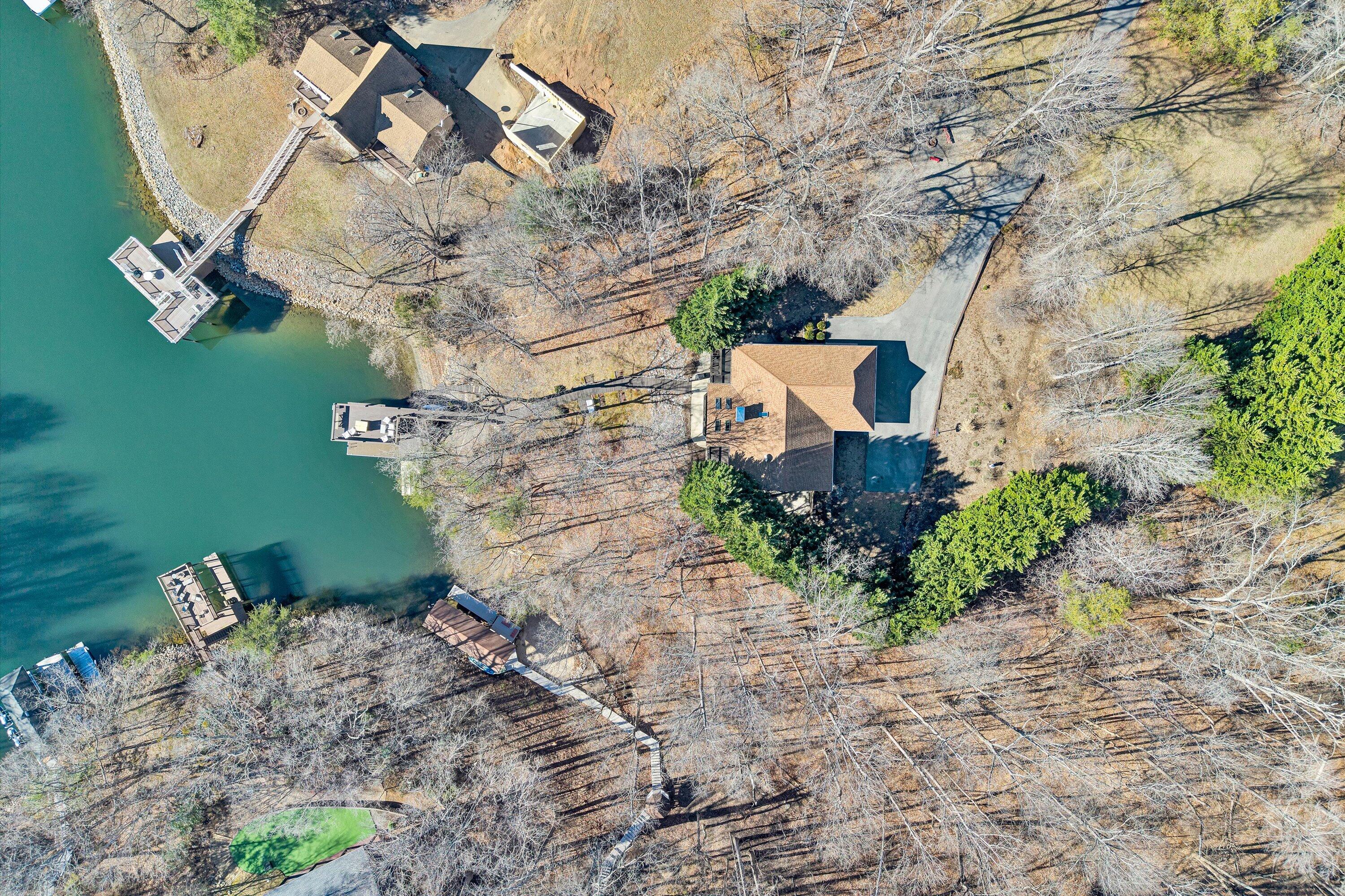 Moneta, Virginia, 24121, United States, 4 Bedrooms Bedrooms, ,3 BathroomsBathrooms,Residential,Active,2010155