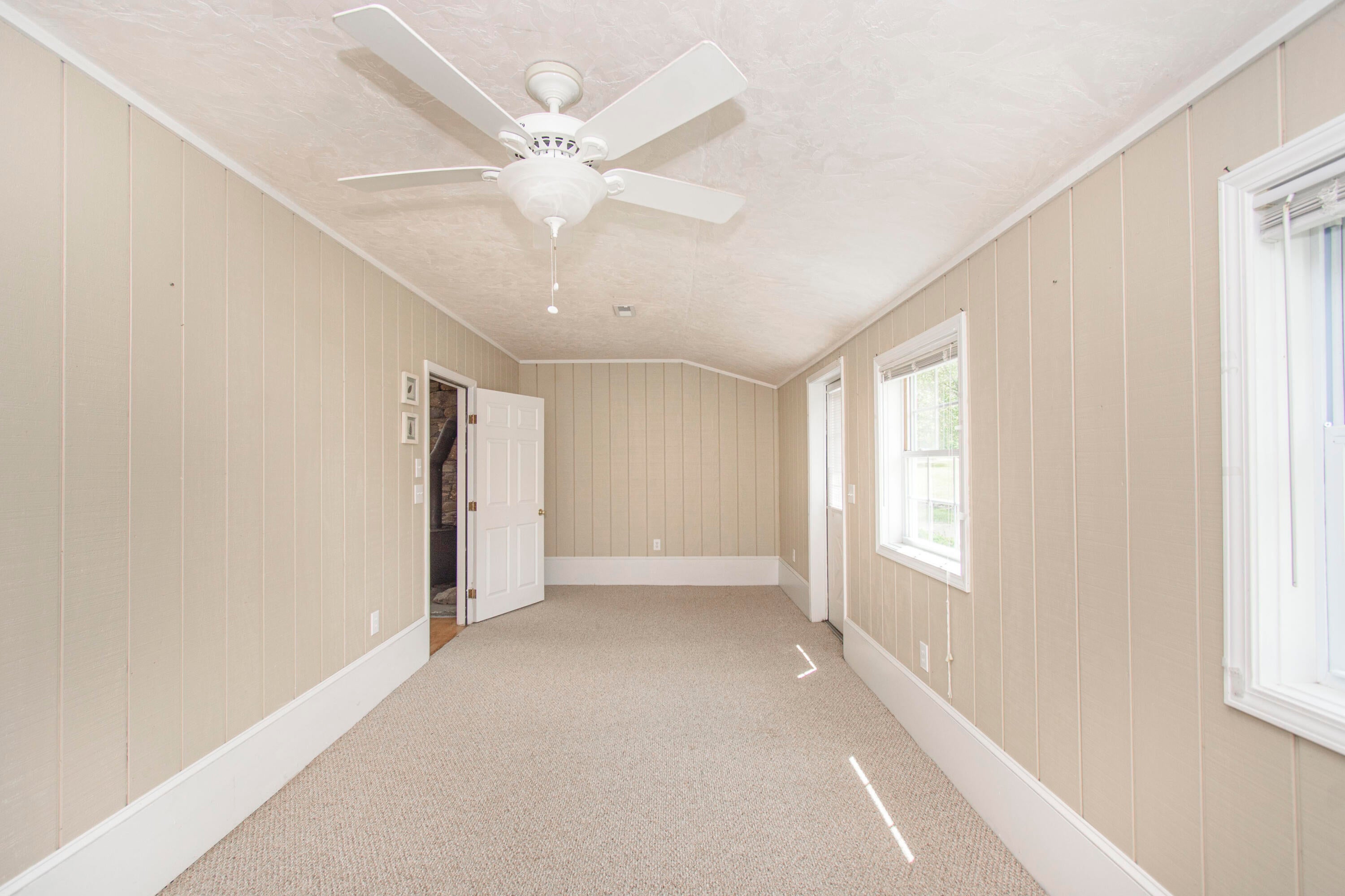 Catawba, Virginia, 24070, United States, 7 Bedrooms Bedrooms, ,6 BathroomsBathrooms,Residential,Active,1945254